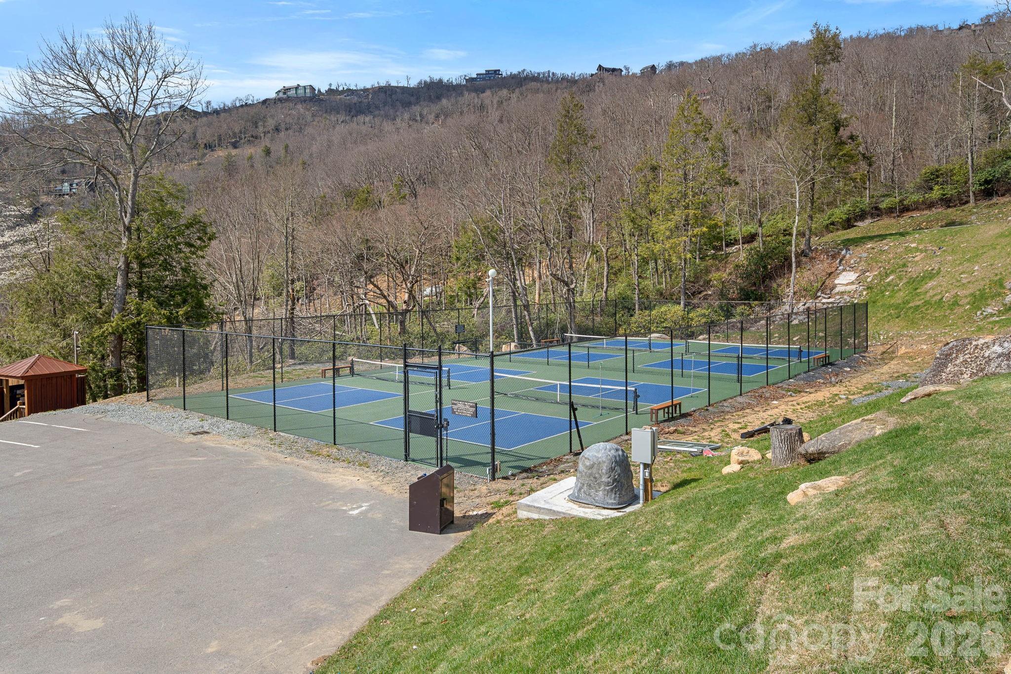 404 Silver Eagle Trail — Banner Elk