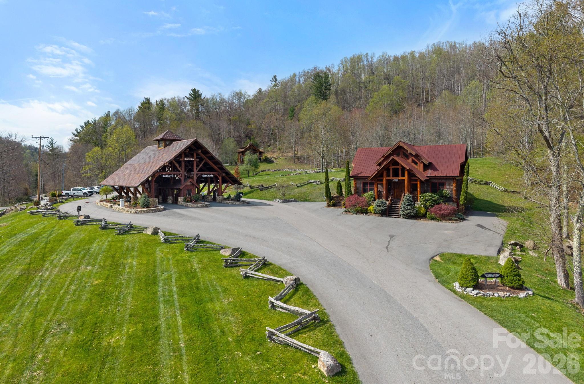 404 Silver Eagle Trail — Banner Elk