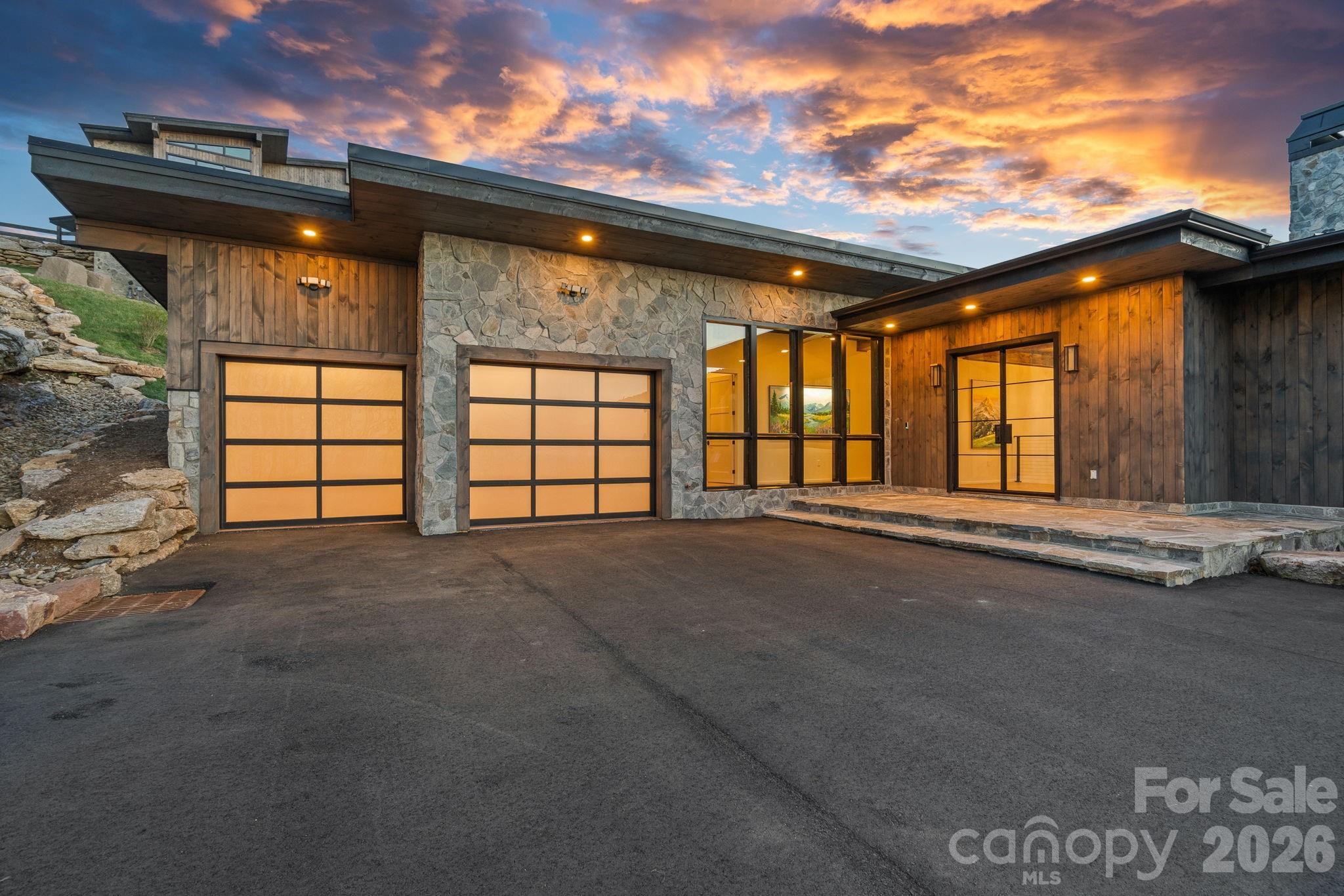404 Silver Eagle Trail — Banner Elk