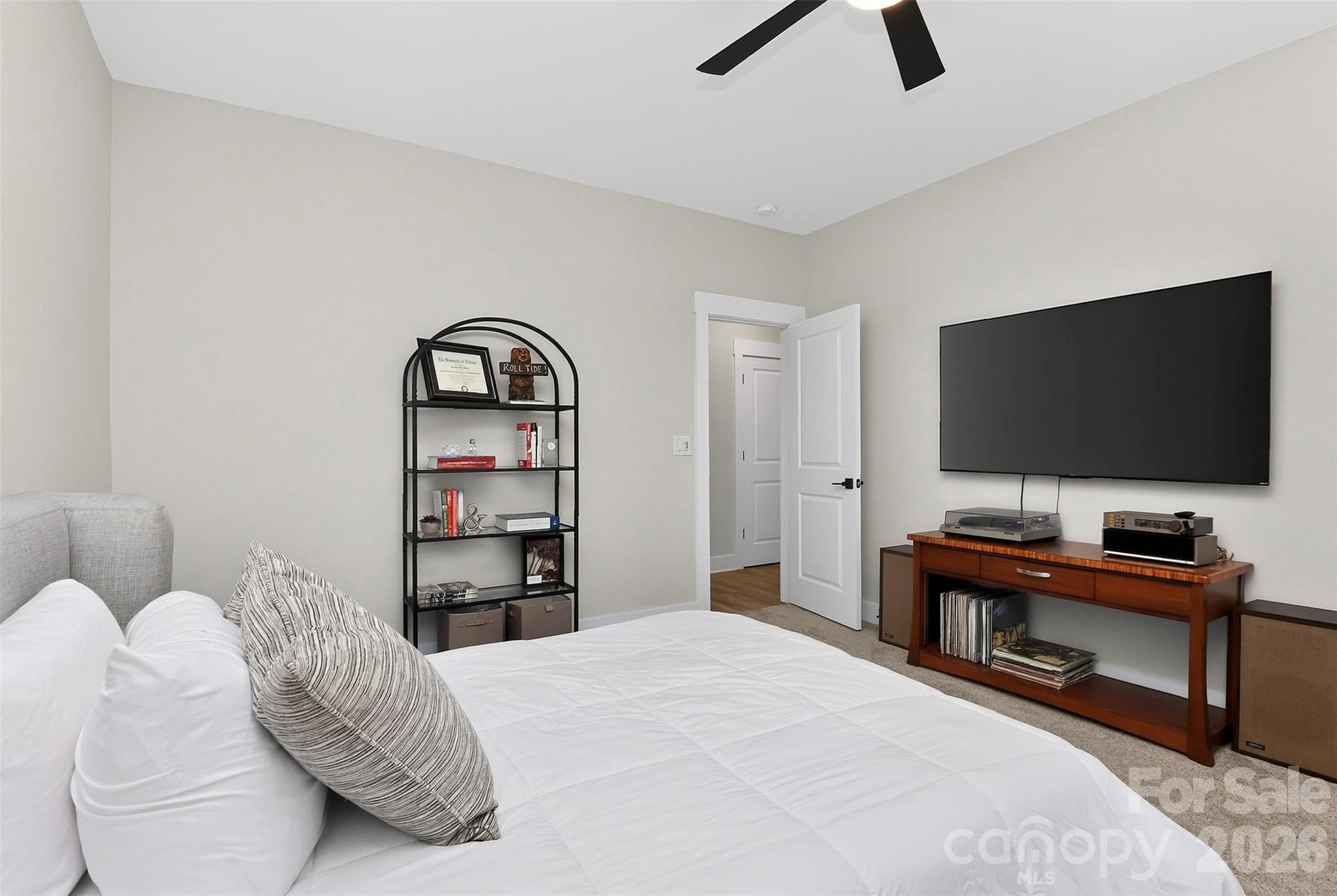 1101 Masefield Avenue — Matthews