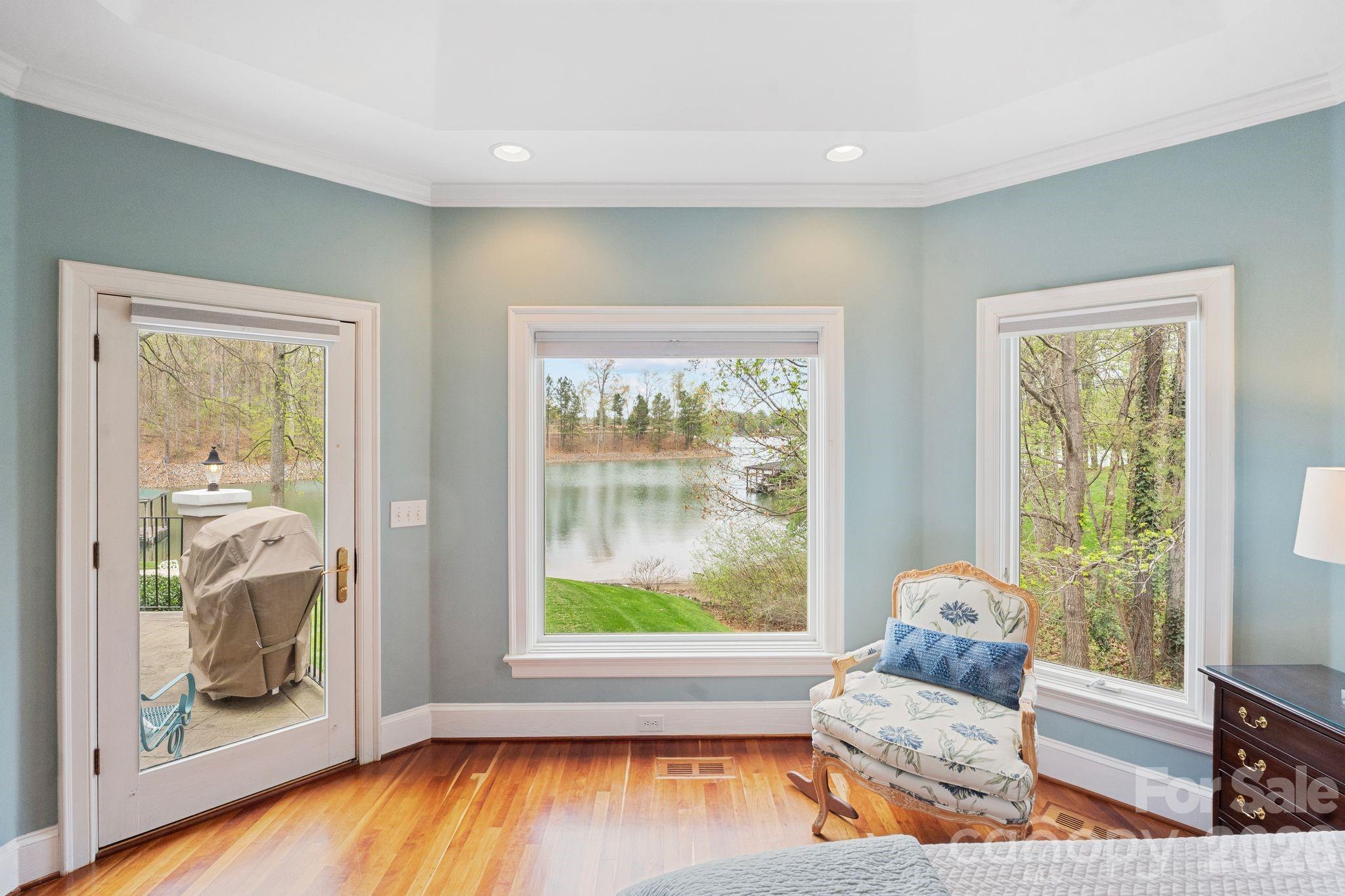 141 Grand Bay Drive — Mooresville