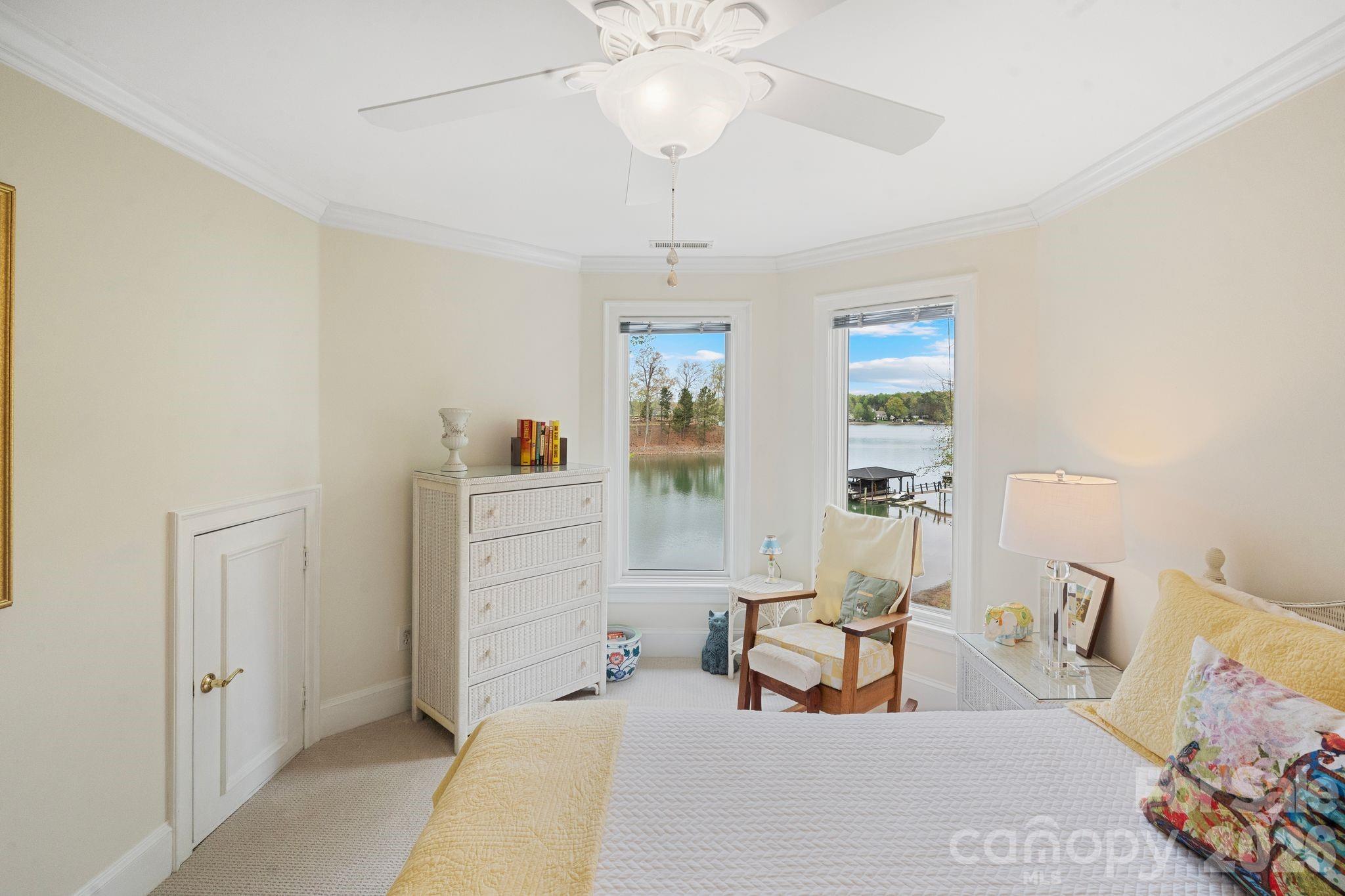 141 Grand Bay Drive — Mooresville