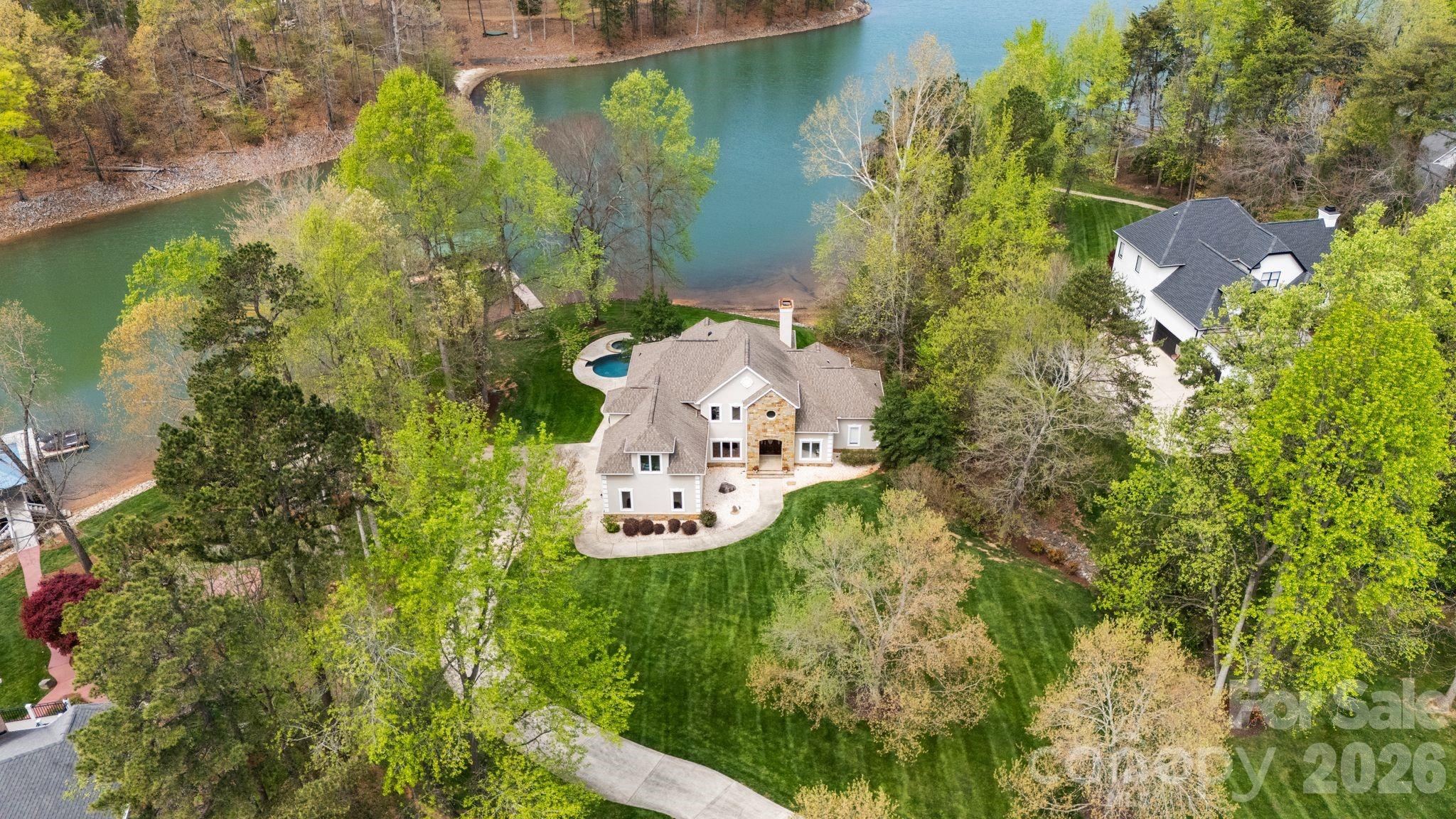 141 Grand Bay Drive — Mooresville