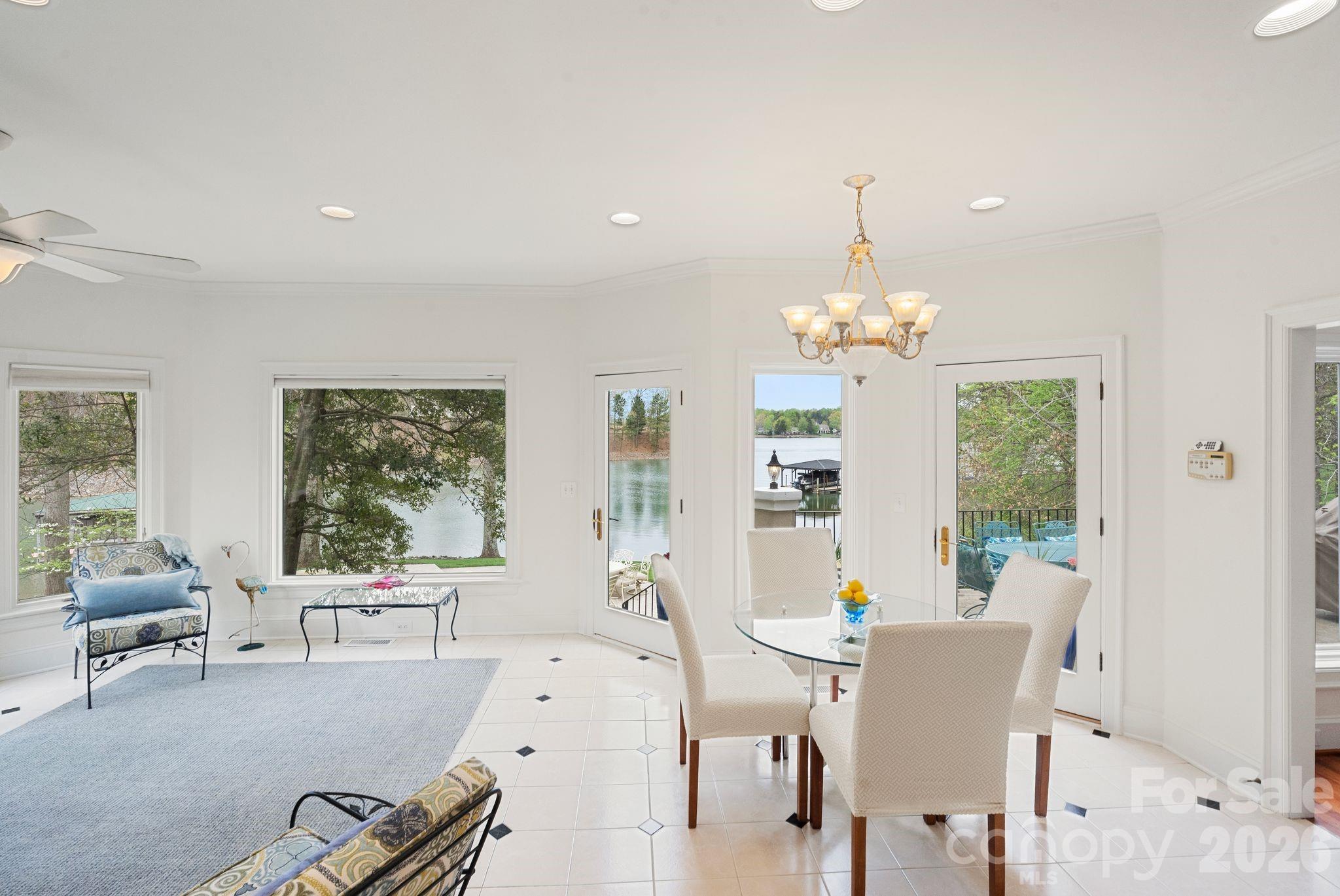 141 Grand Bay Drive — Mooresville