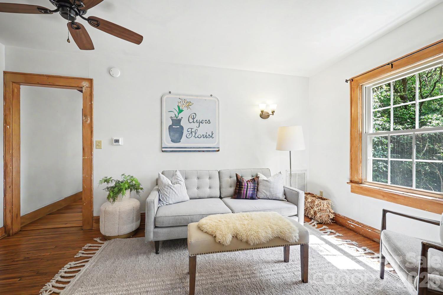 1012 E 35th Street — Charlotte