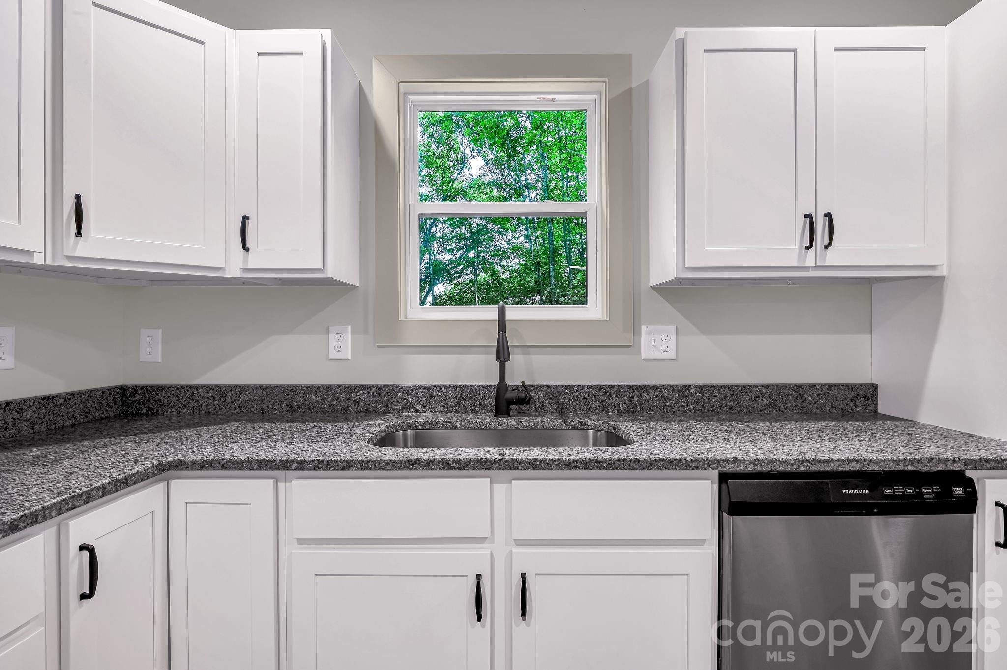 1282 Old Country Road #36 — Waynesville