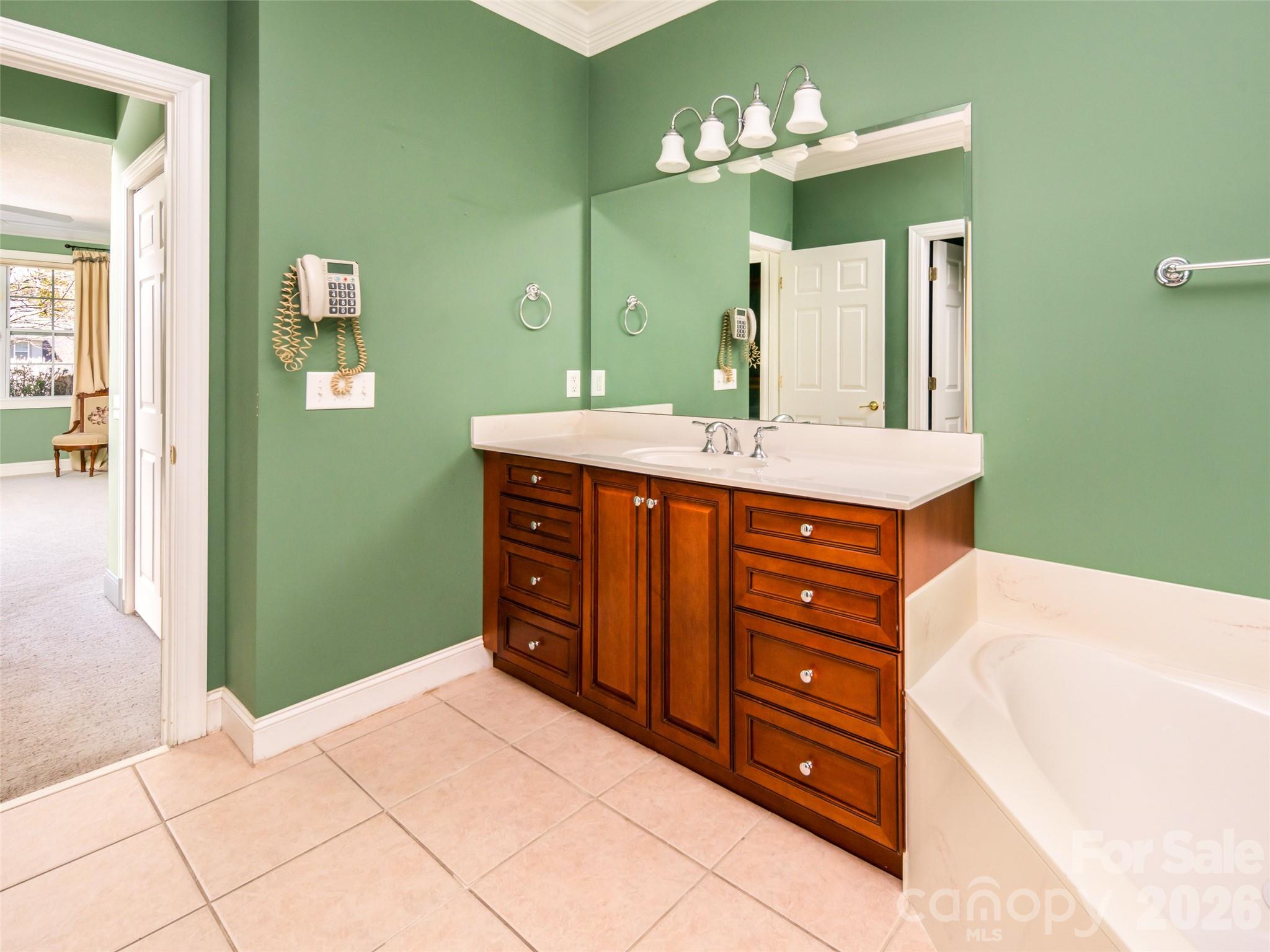 124 Towne Place Drive — Hendersonville