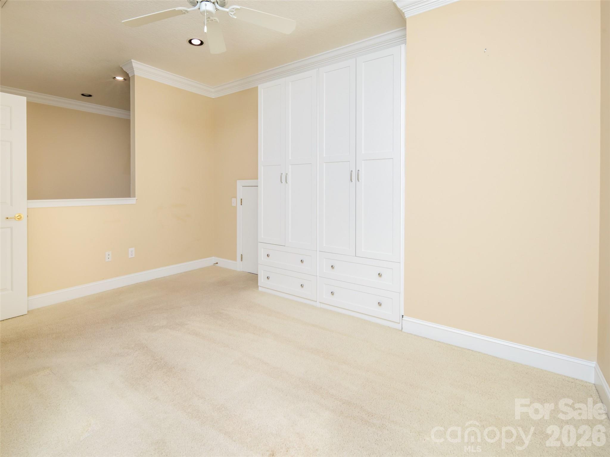 124 Towne Place Drive — Hendersonville