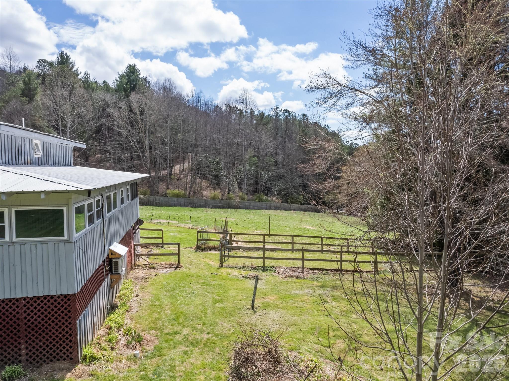 838 Hidden Valley Road — Clyde