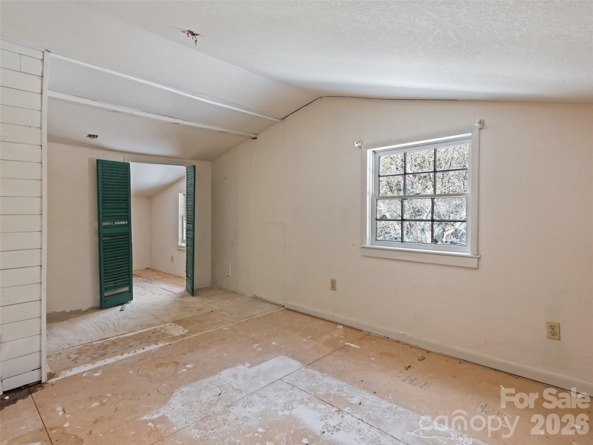 838 Hidden Valley Road — Clyde