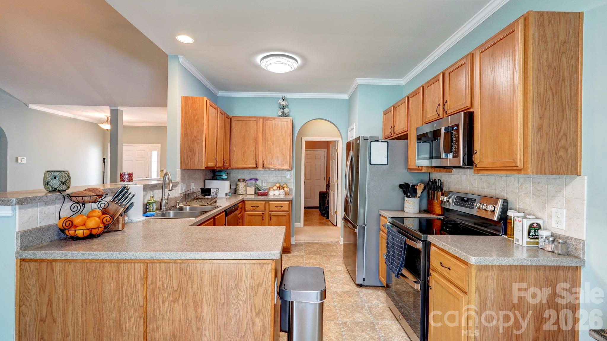 8423 Meadowcreek Village Drive — Locust
