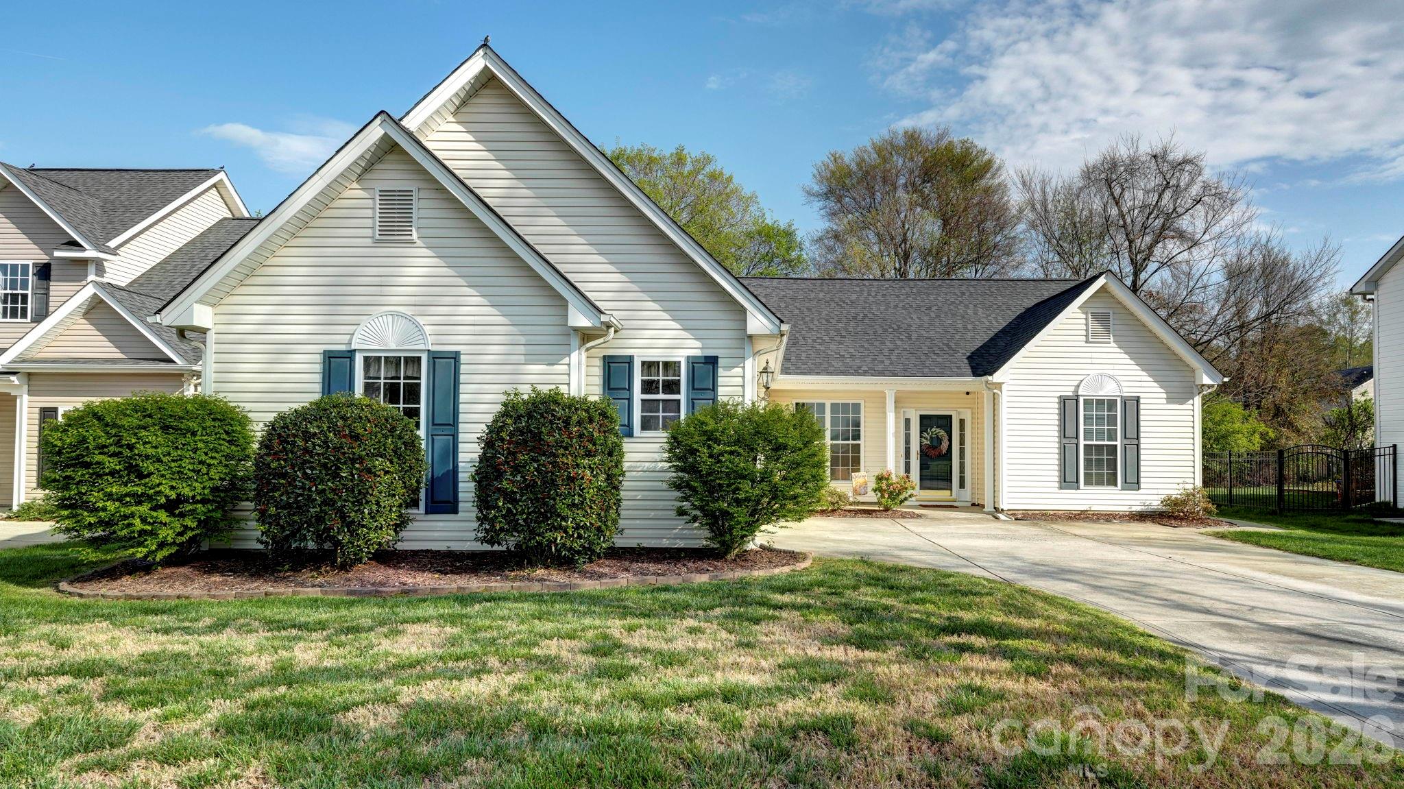 8423 Meadowcreek Village Drive — Locust