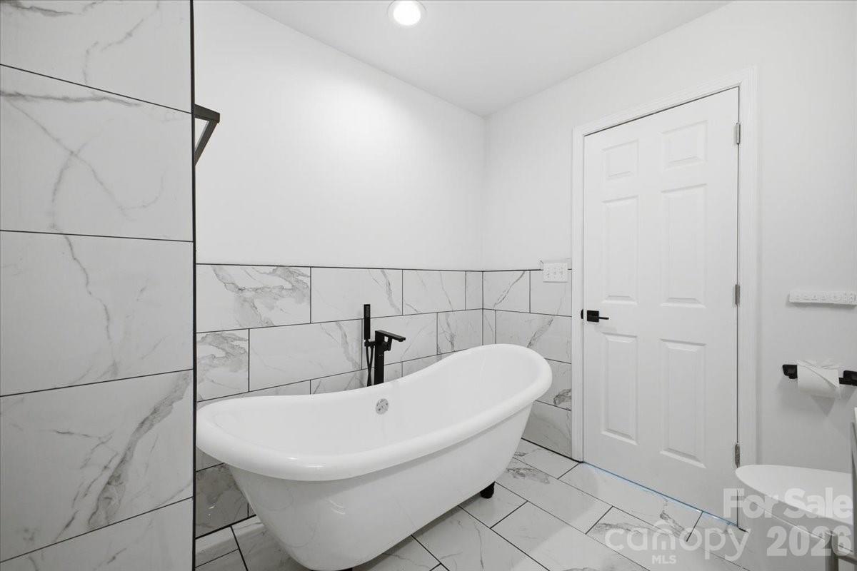 1413 Hateras Avenue — Charlotte