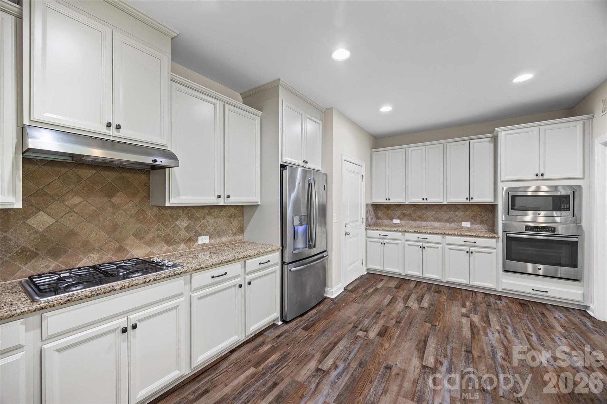 324 Kerrydale Court — Clover