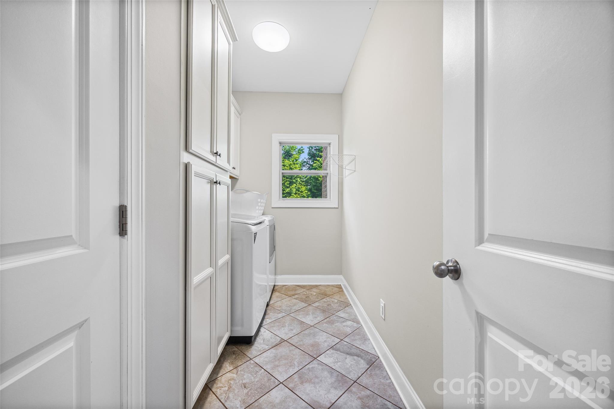 324 Kerrydale Court — Clover