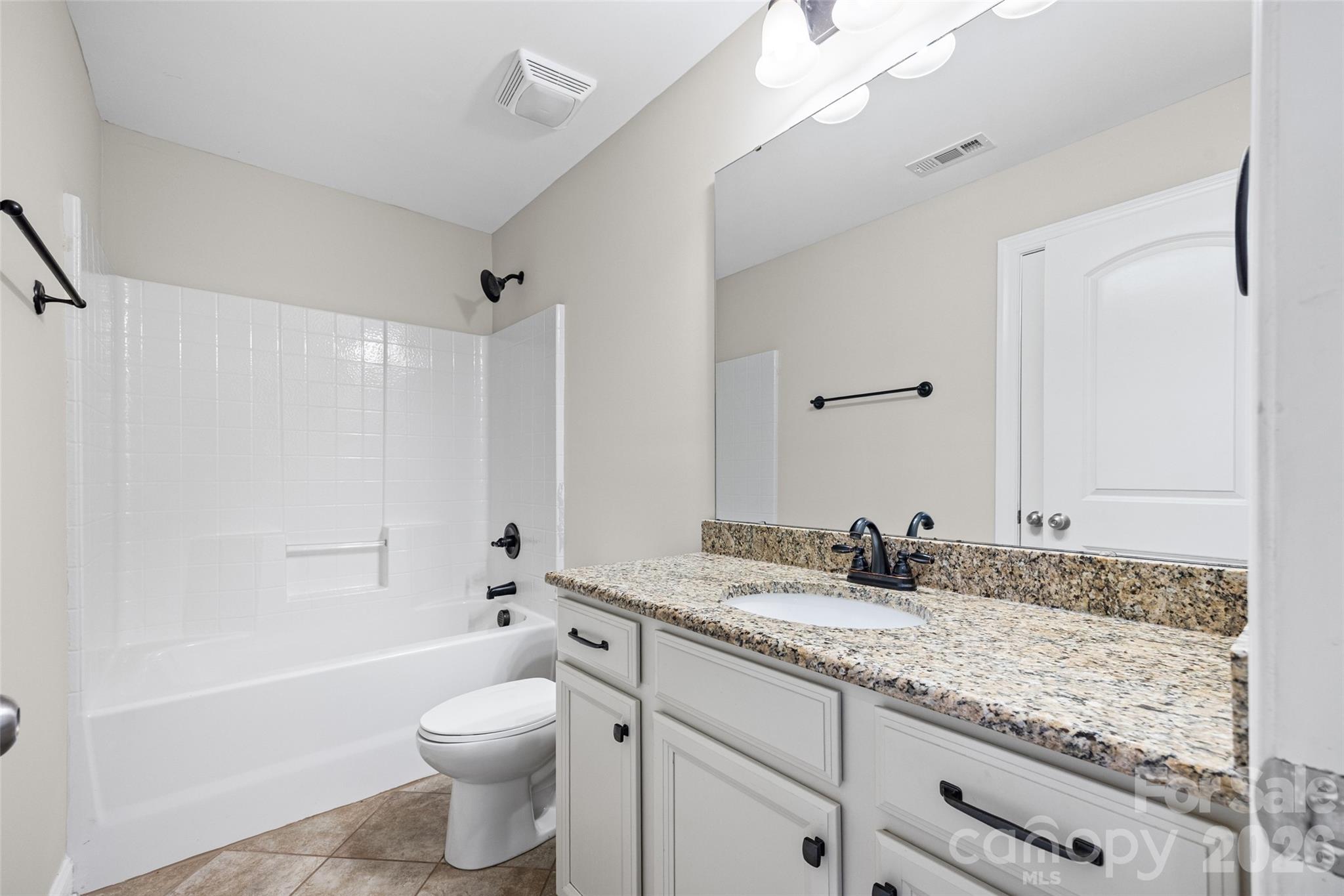 324 Kerrydale Court — Clover