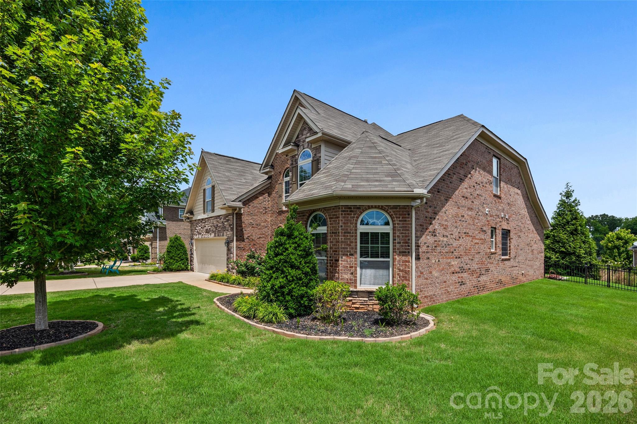 324 Kerrydale Court — Clover