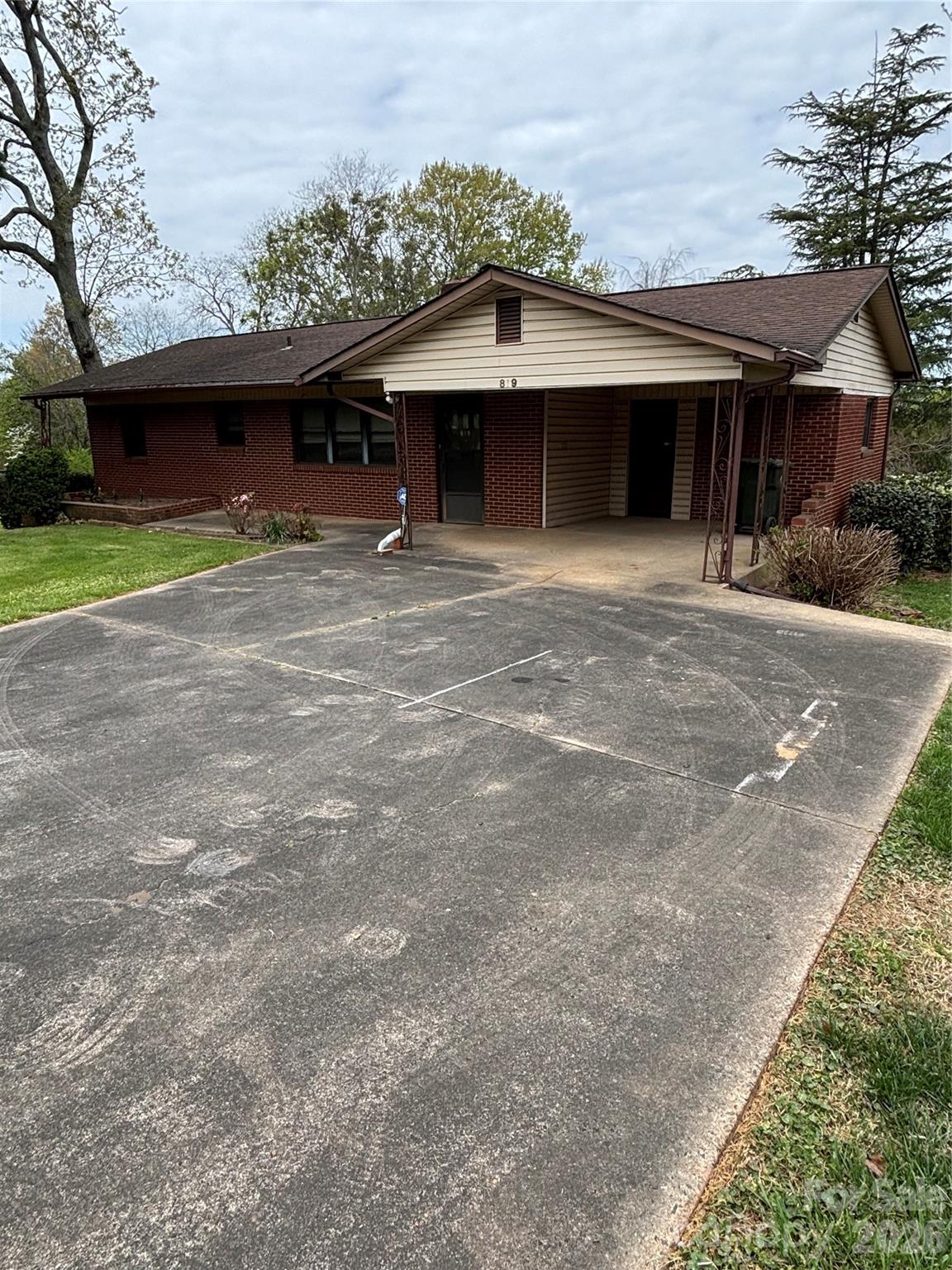 819 N Piedmont Avenue — Kings Mountain