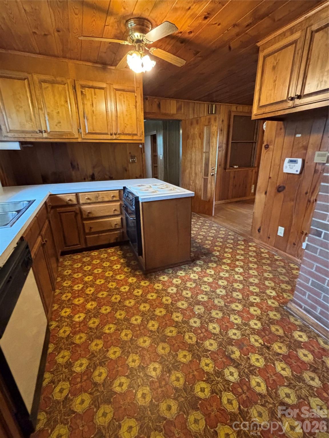 819 N Piedmont Avenue — Kings Mountain
