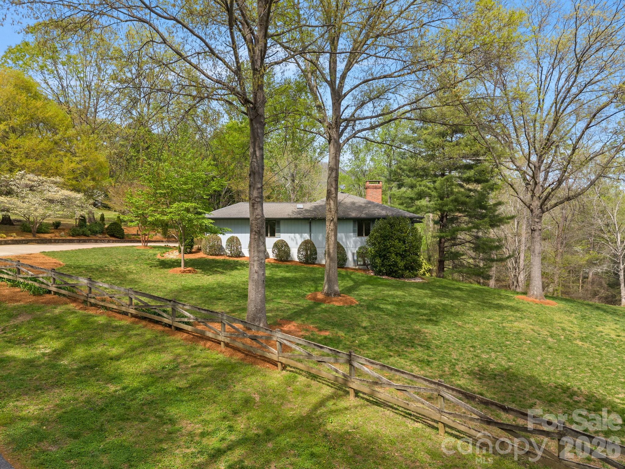 140 Meadowlark Drive — Tryon