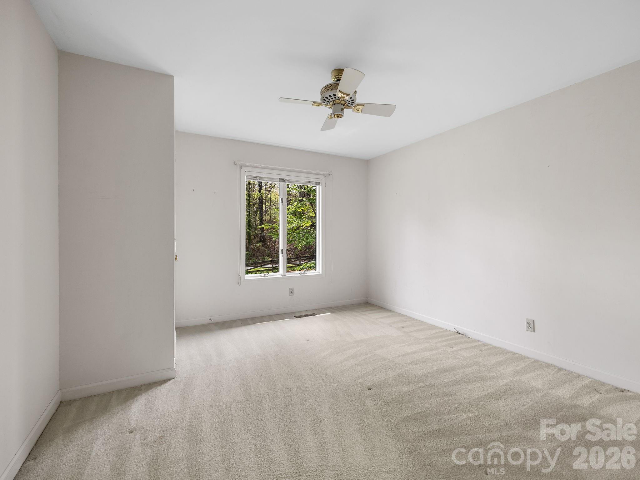 140 Meadowlark Drive — Tryon