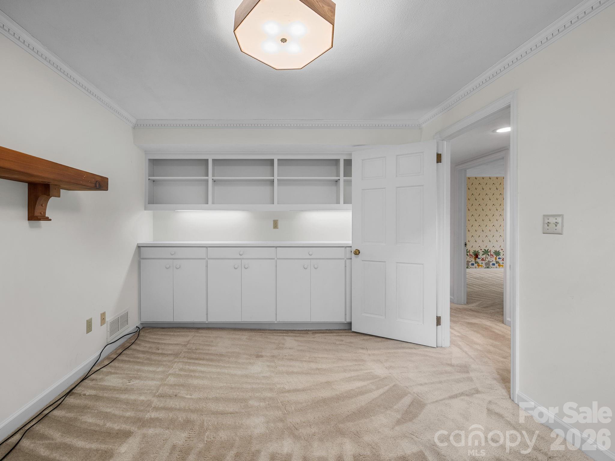 140 Meadowlark Drive — Tryon