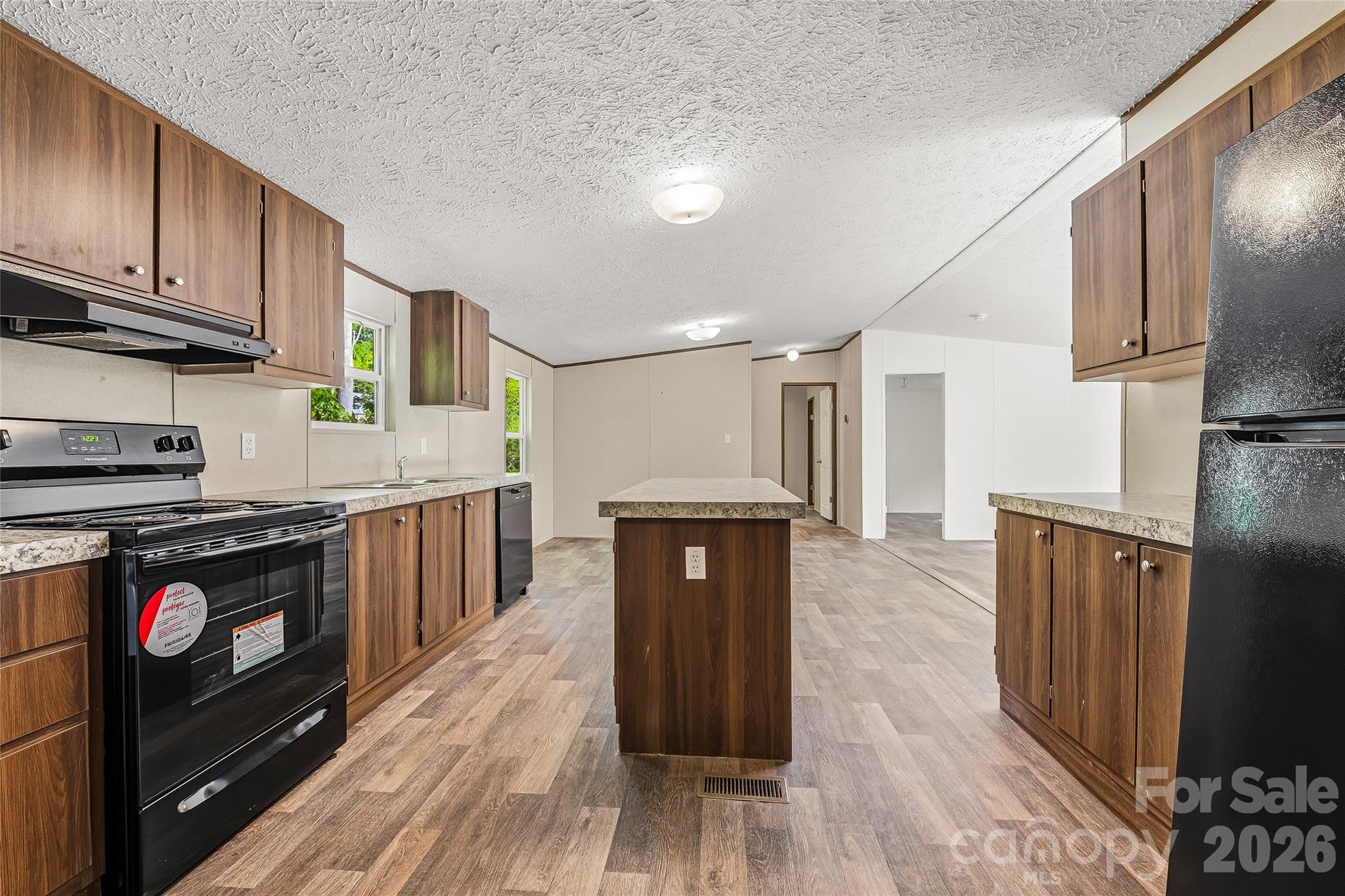 45 Alan Retreat Road — Hendersonville