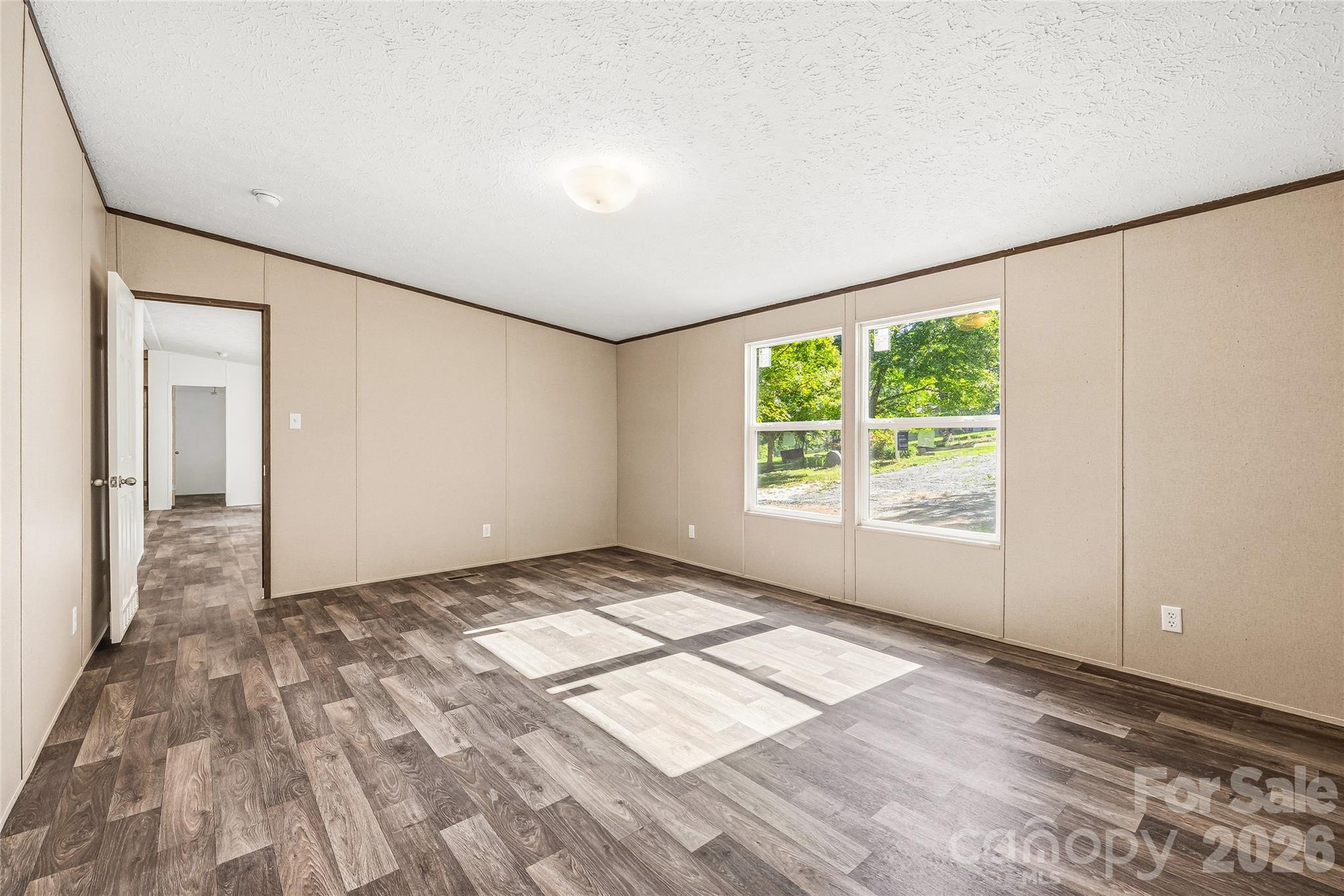 45 Alan Retreat Road — Hendersonville