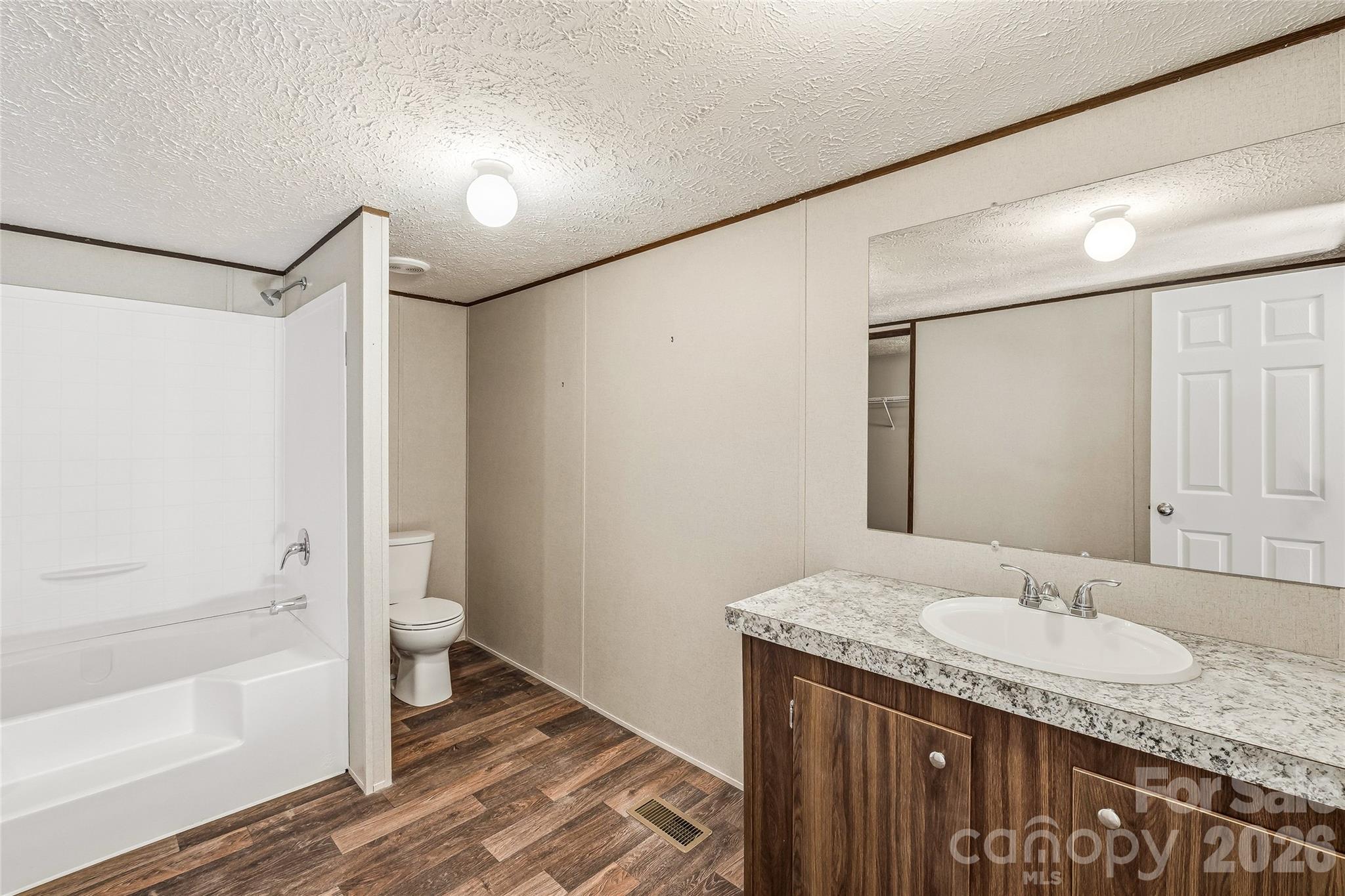 45 Alan Retreat Road — Hendersonville