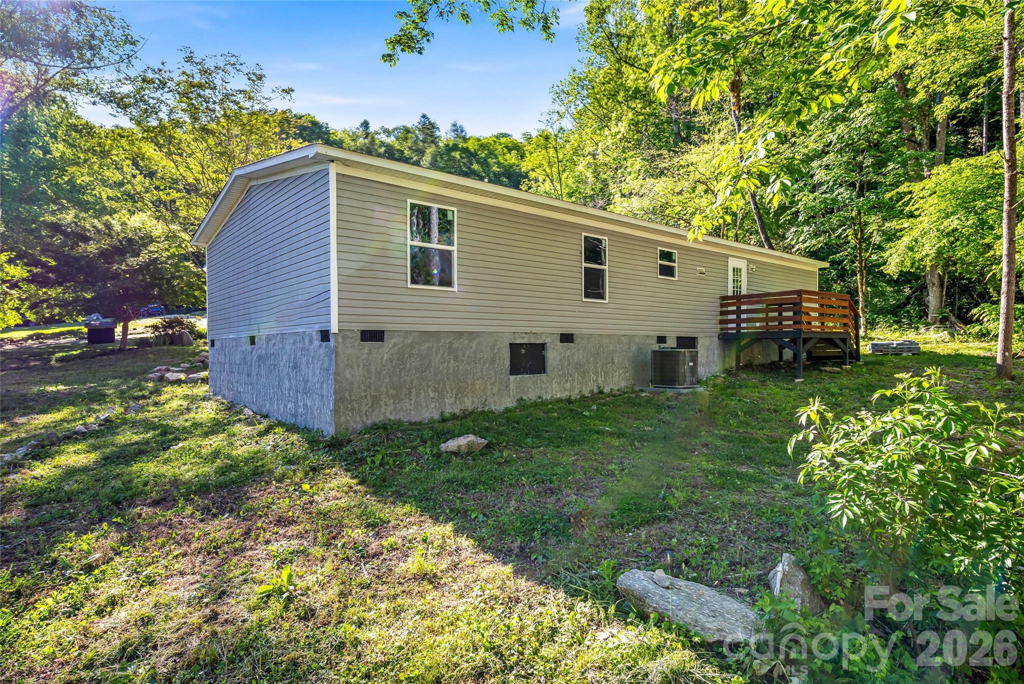 45 Alan Retreat Road — Hendersonville