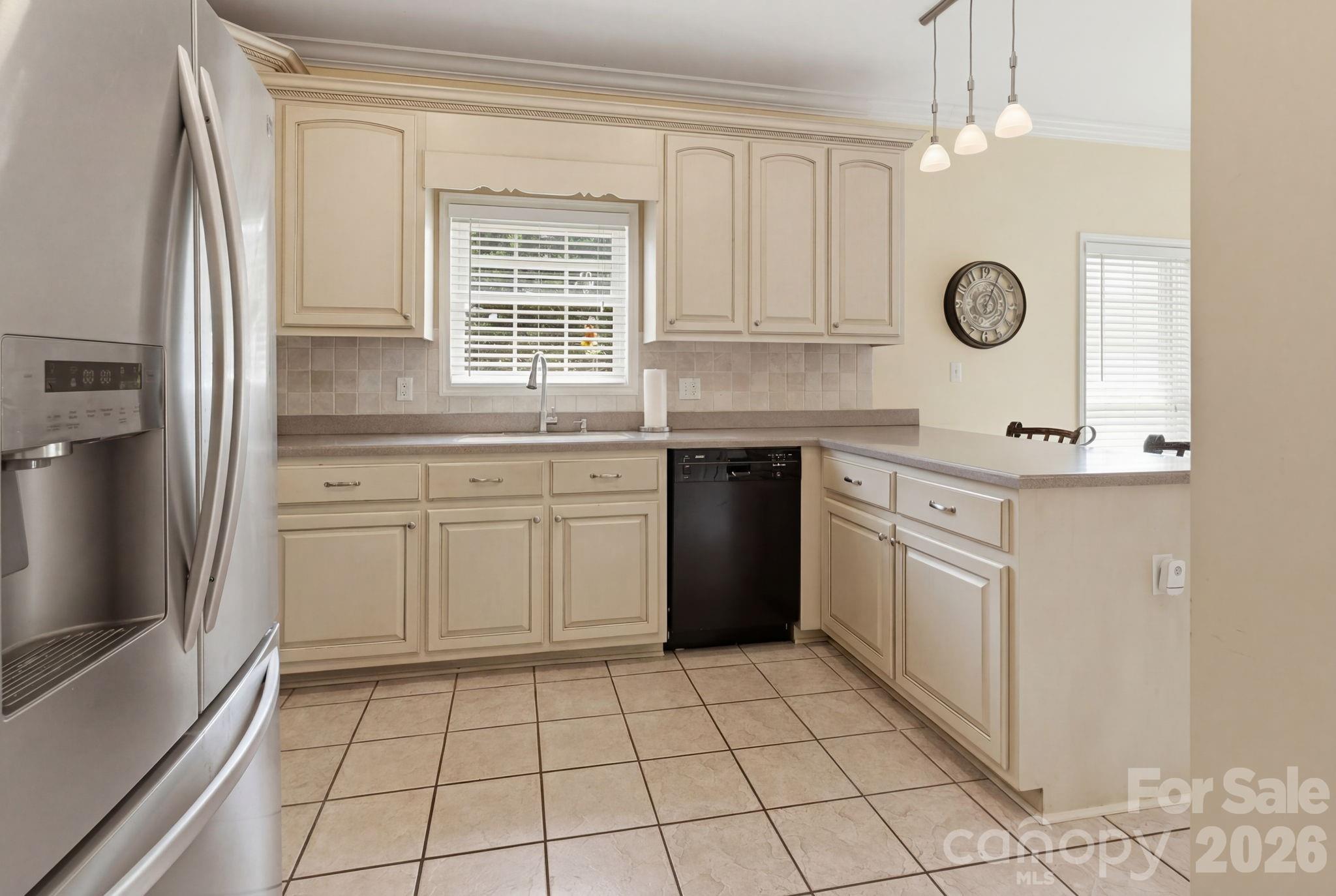 5518 Land Harbour Drive — Granite Falls
