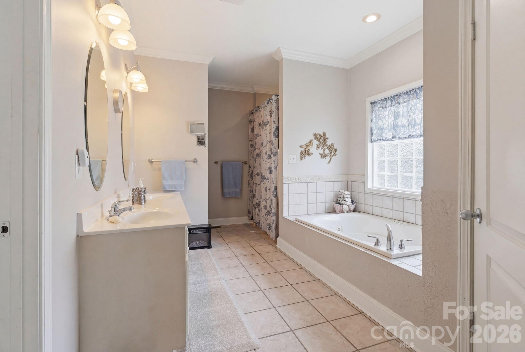 5518 Land Harbour Drive — Granite Falls