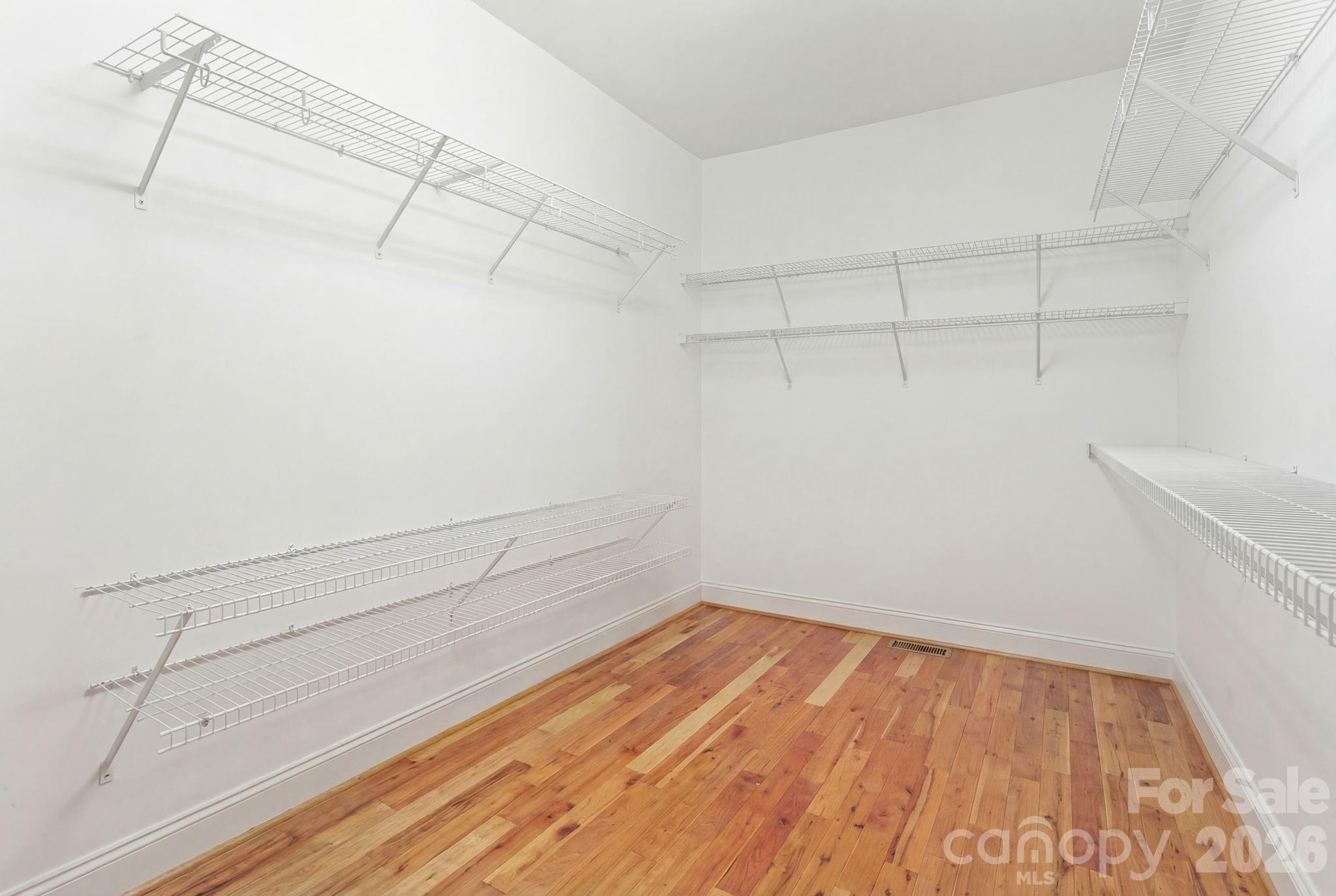 5518 Land Harbour Drive — Granite Falls