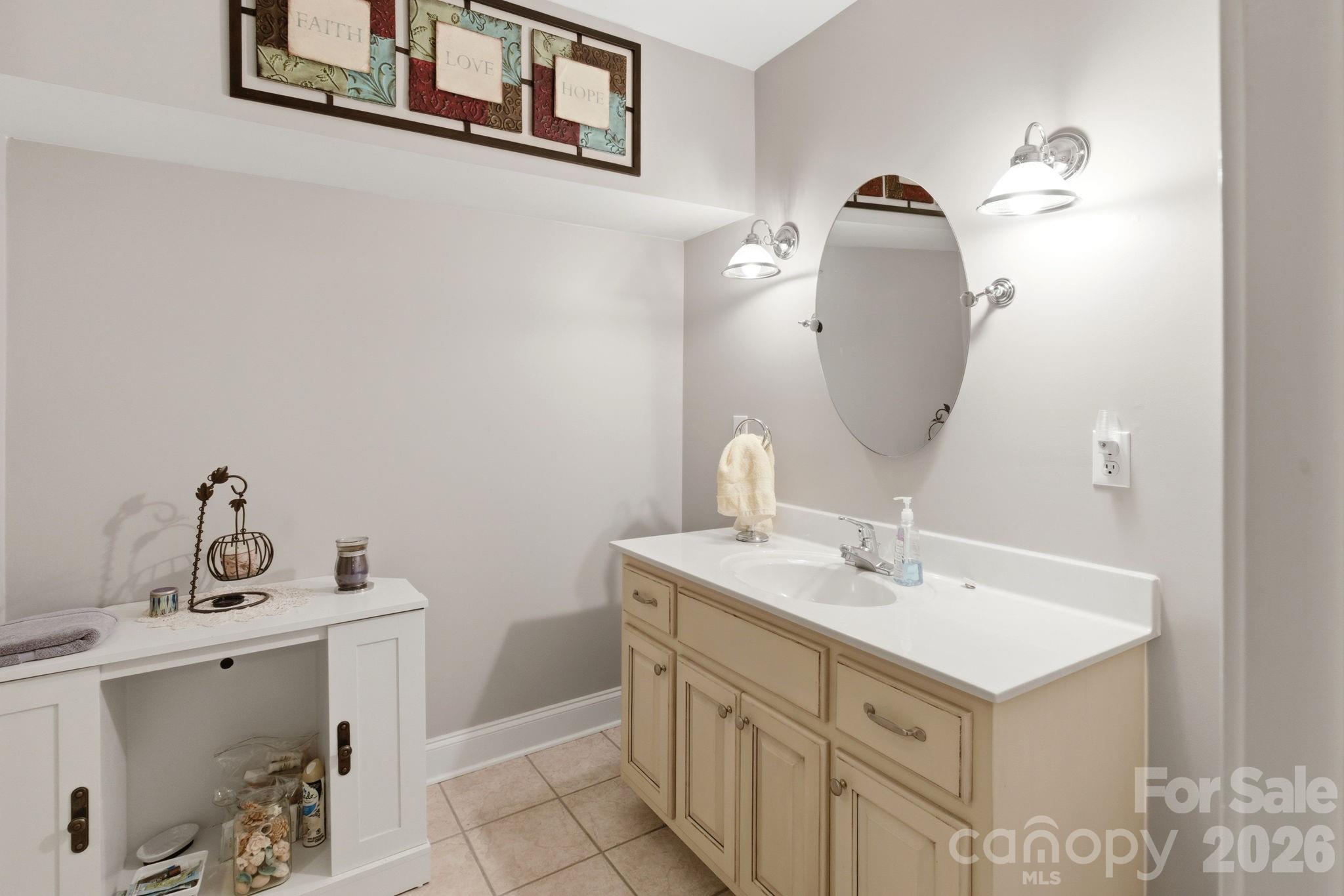 5518 Land Harbour Drive — Granite Falls