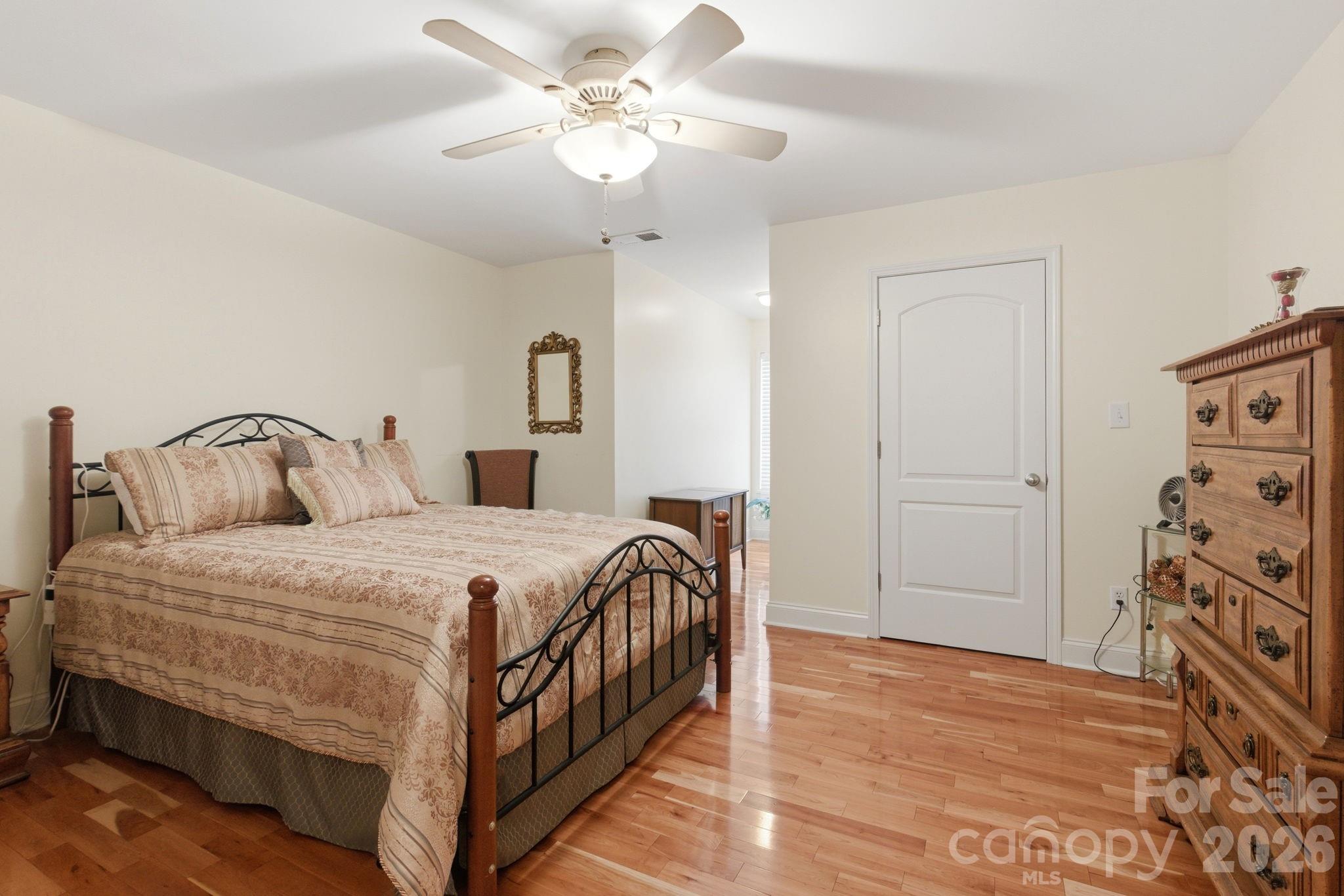5518 Land Harbour Drive — Granite Falls