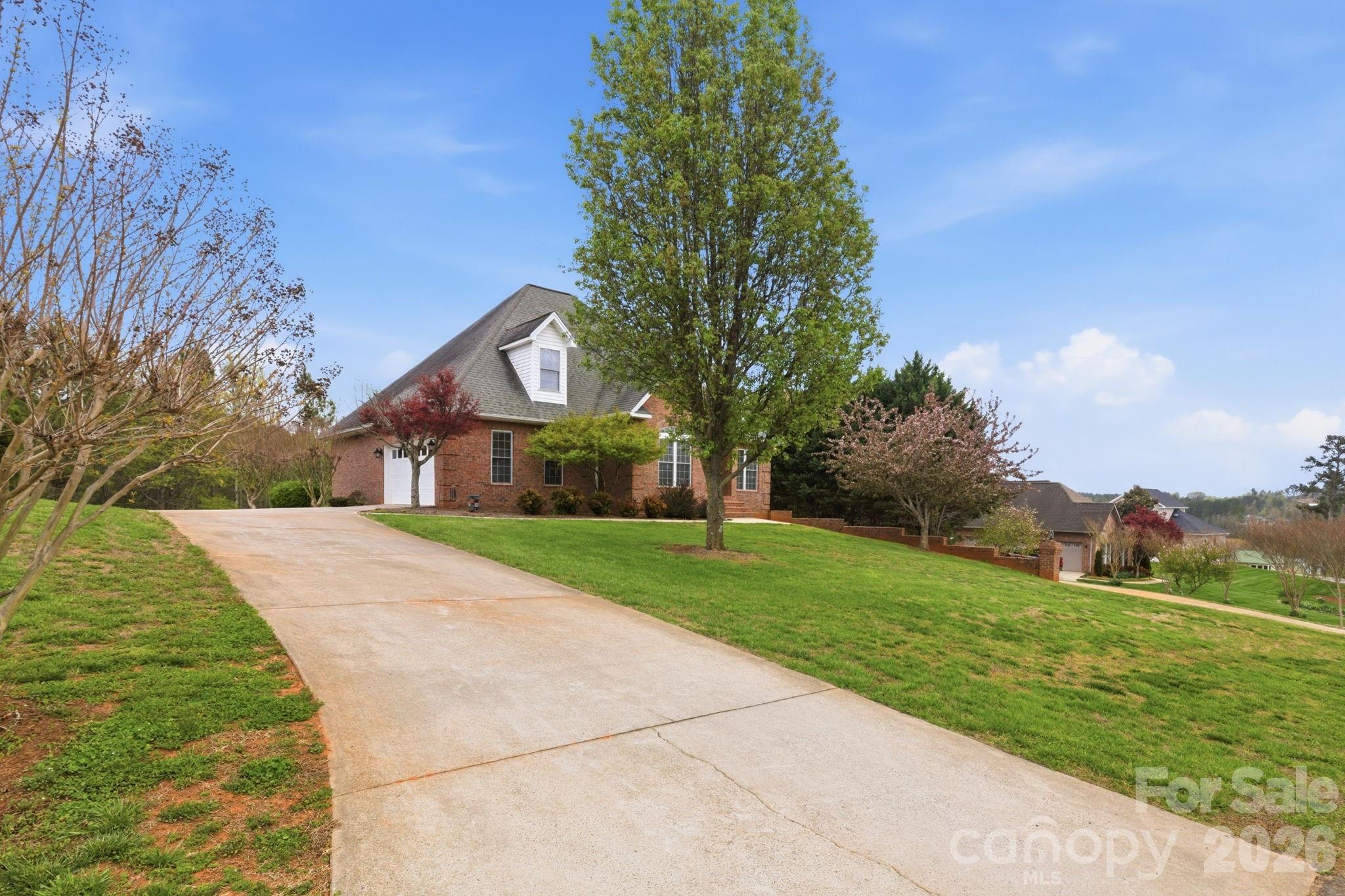 5518 Land Harbour Drive — Granite Falls