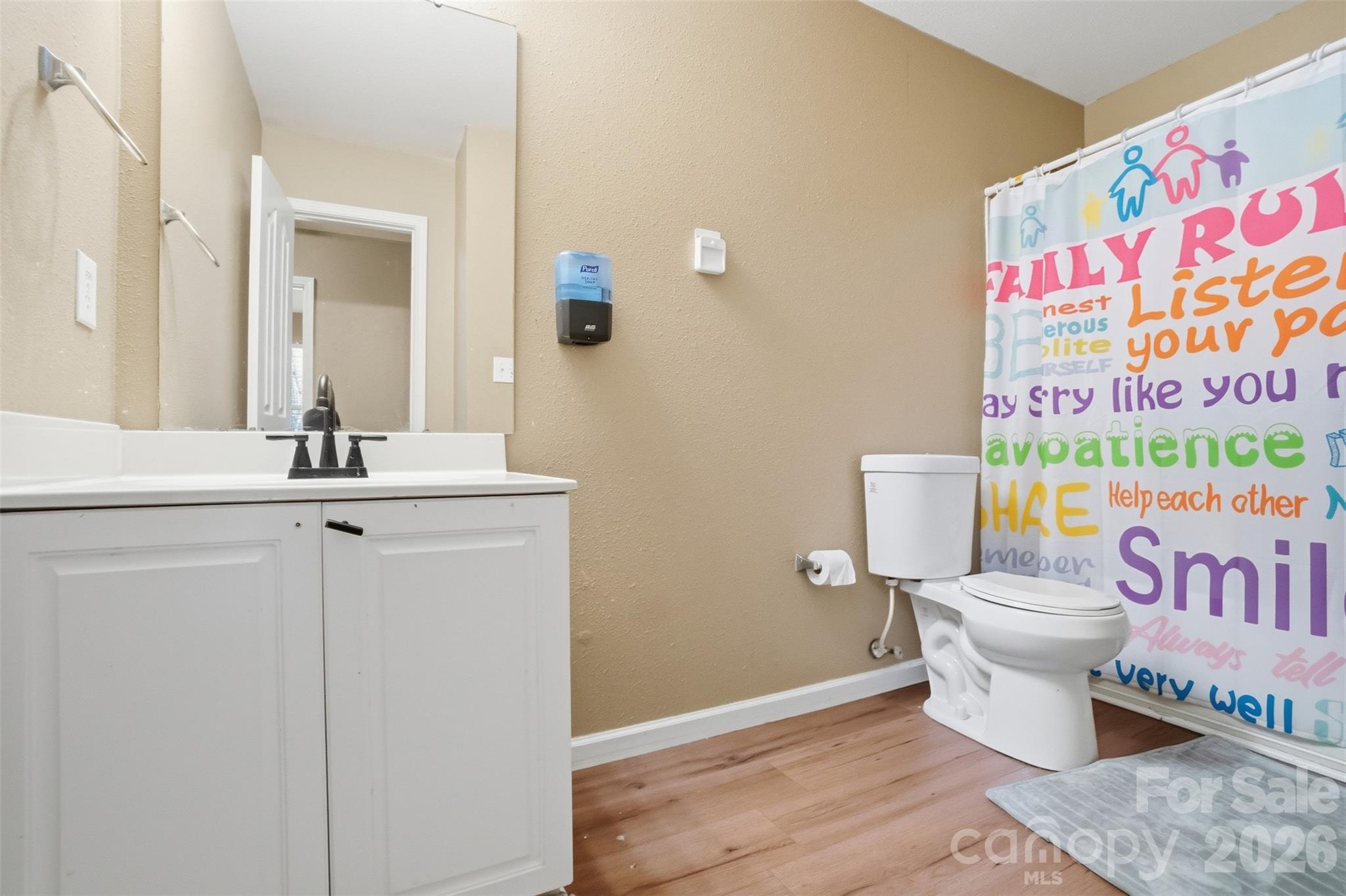 1217 Jordans Pond Lane — Charlotte