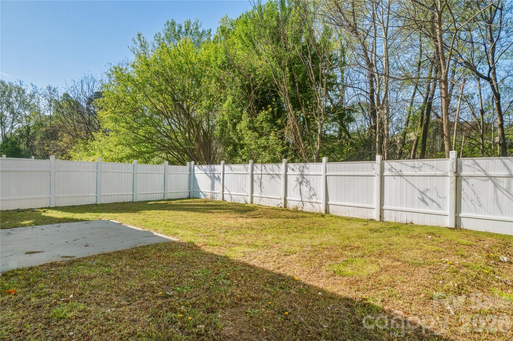 1217 Jordans Pond Lane — Charlotte