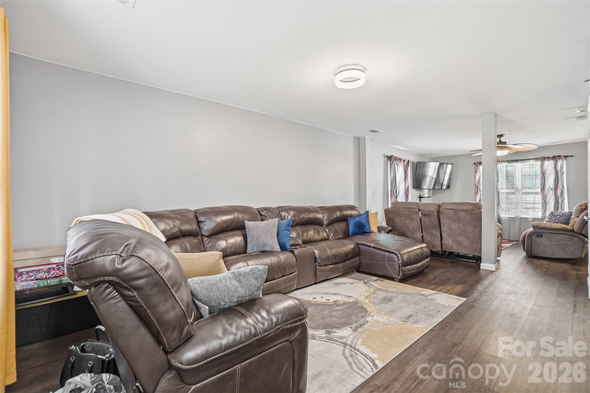 1217 Jordans Pond Lane — Charlotte