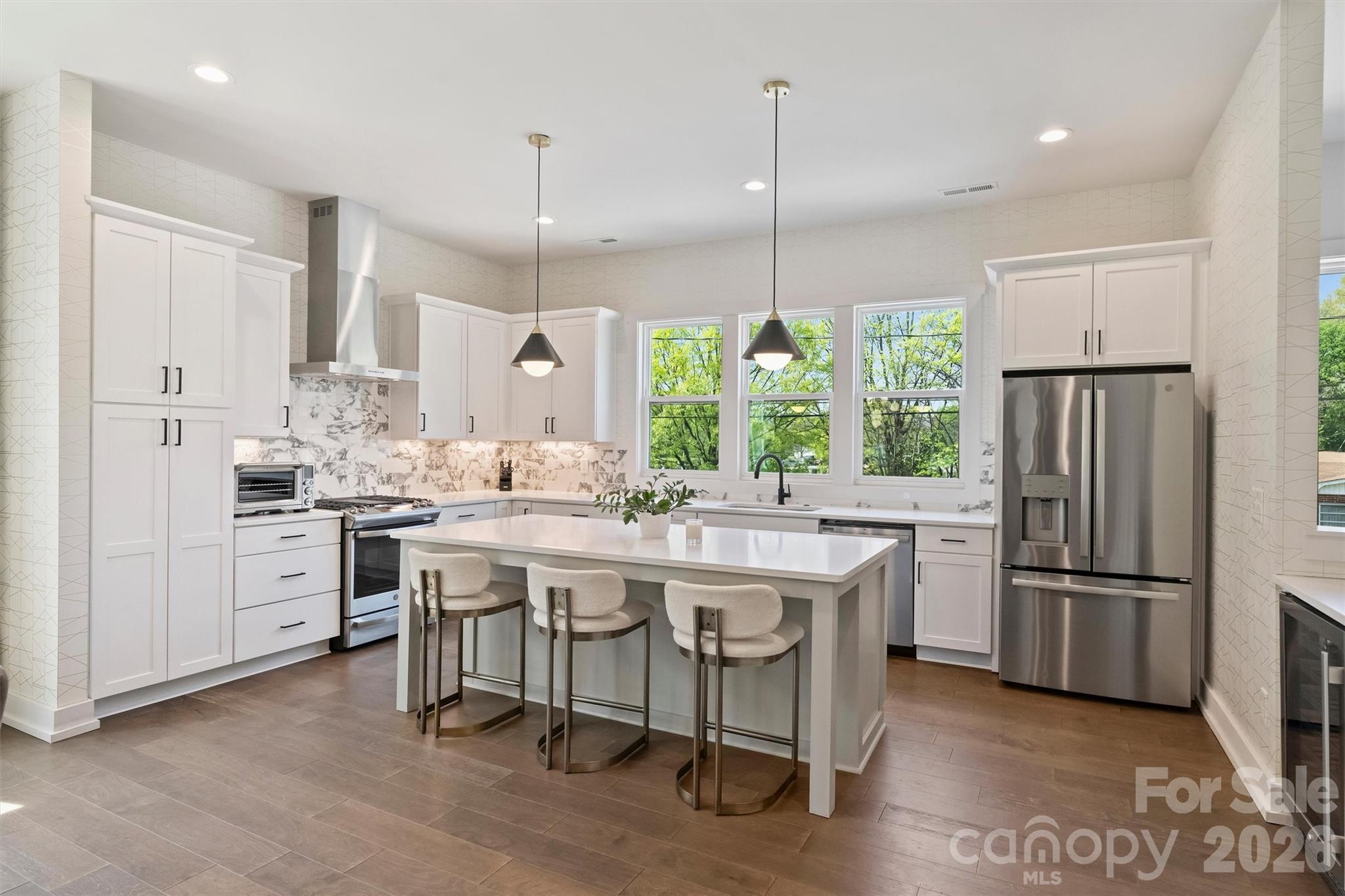 1500 Hawthorne Lane #A — Charlotte