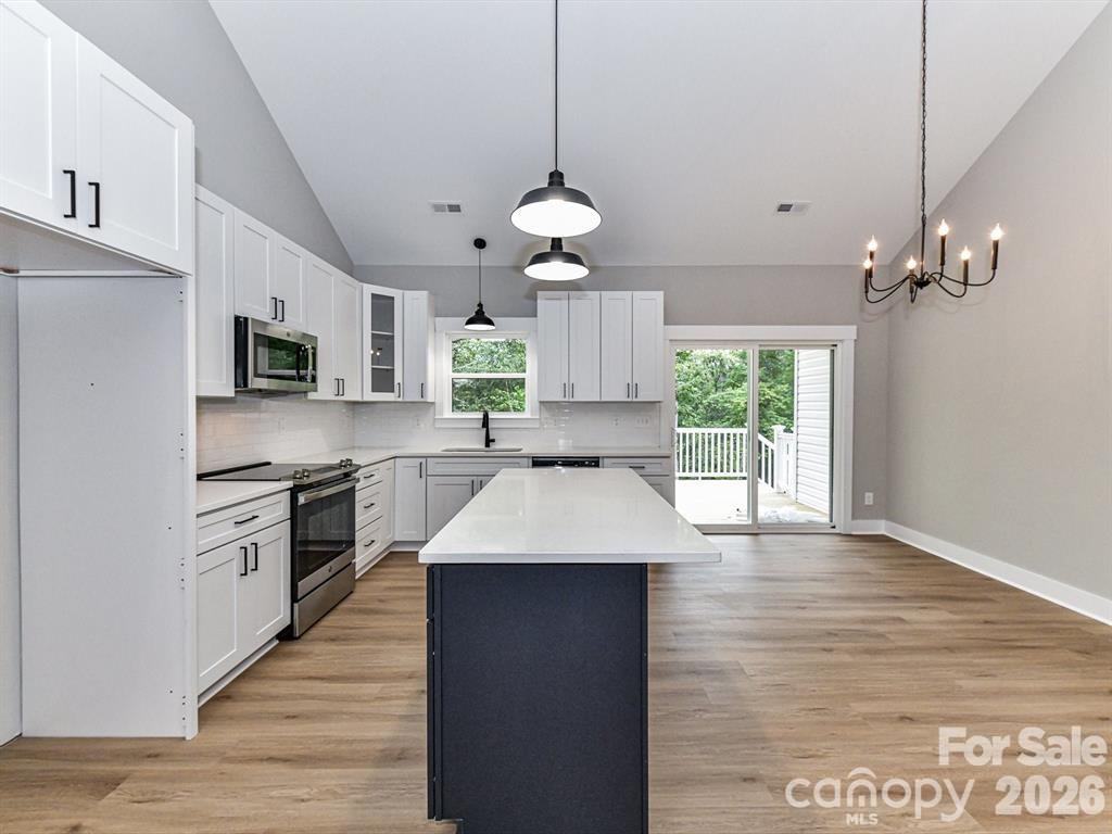6720 Jesse Rushing Road — Marshville