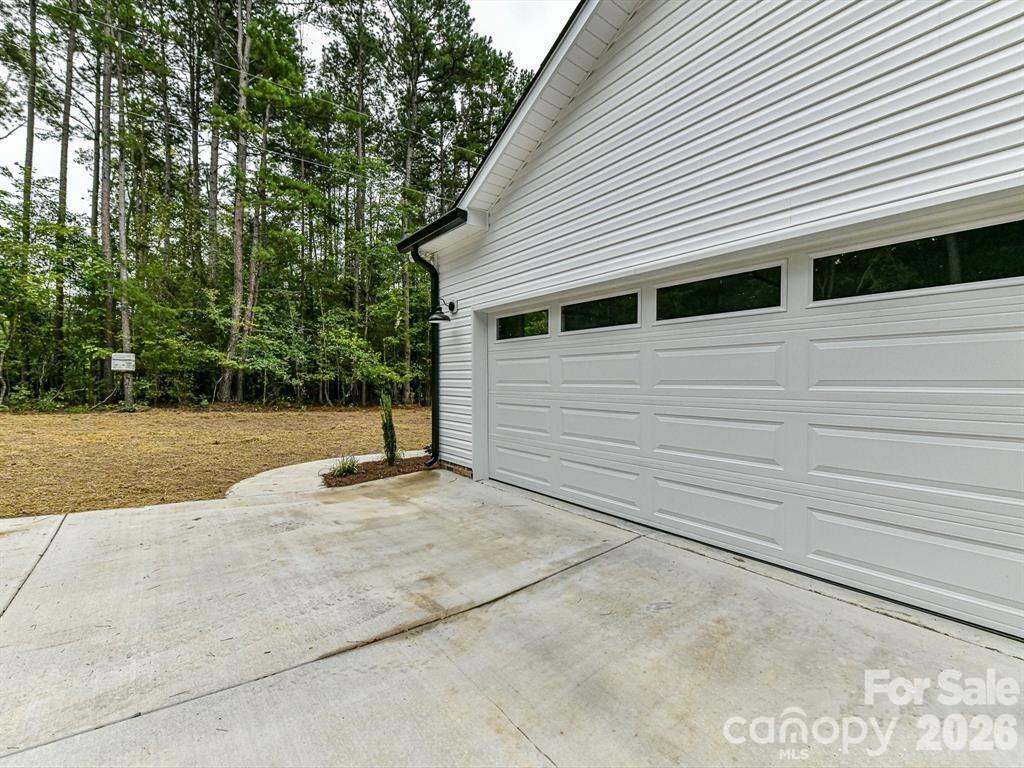 6720 Jesse Rushing Road — Marshville