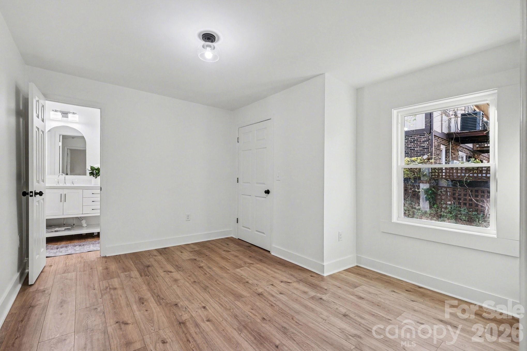 353 Kelly Street — Statesville