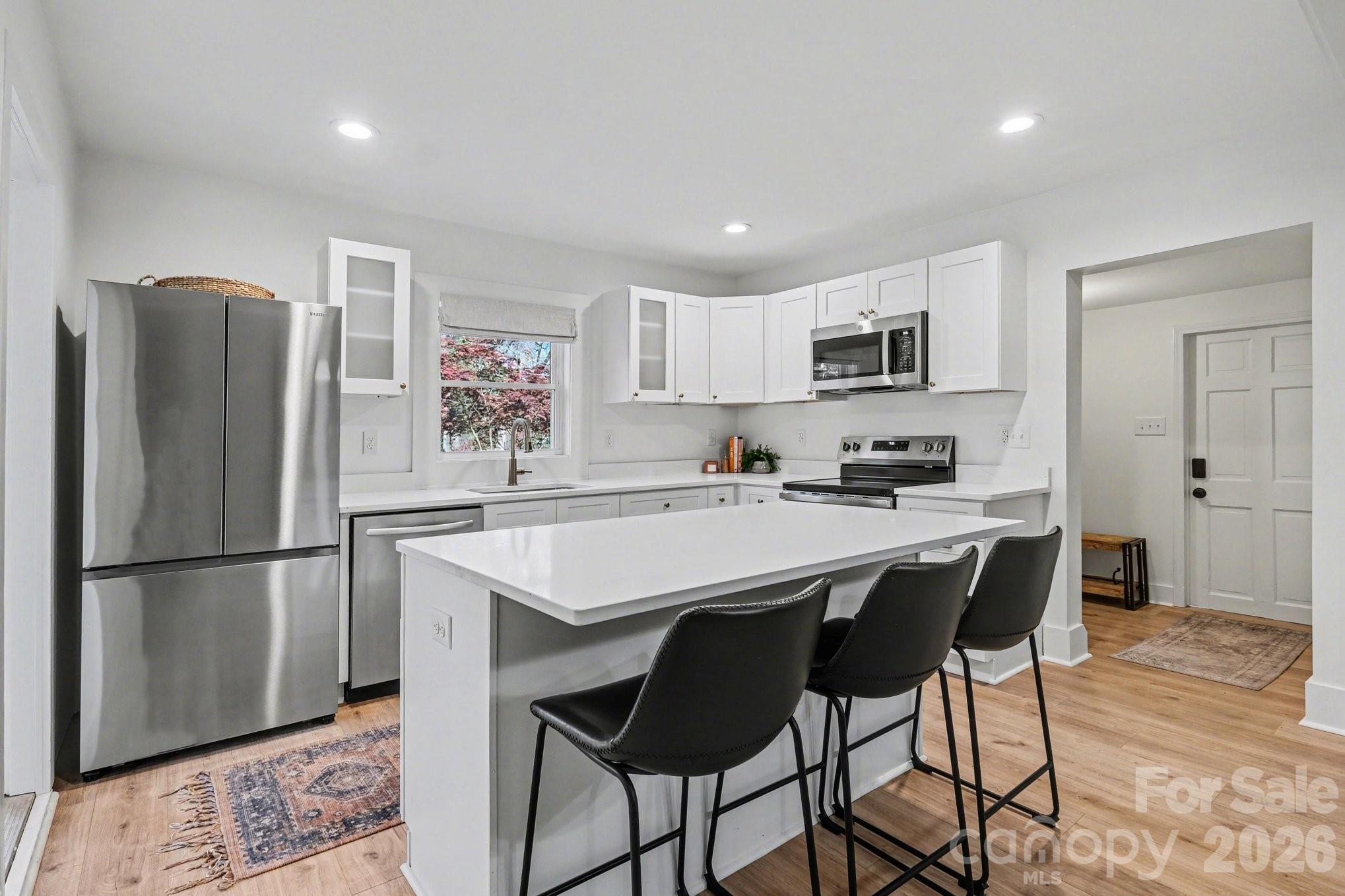353 Kelly Street — Statesville