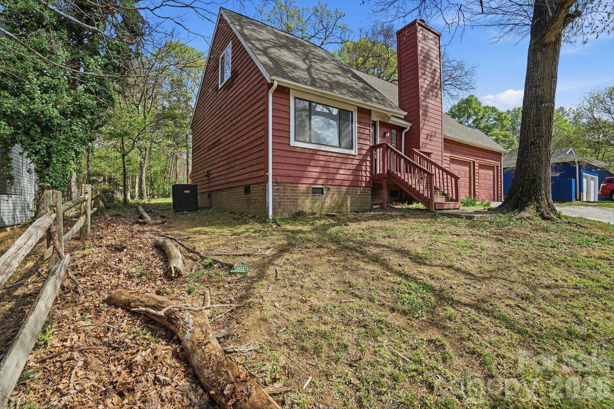 12023 Rock Canyon Drive — Charlotte