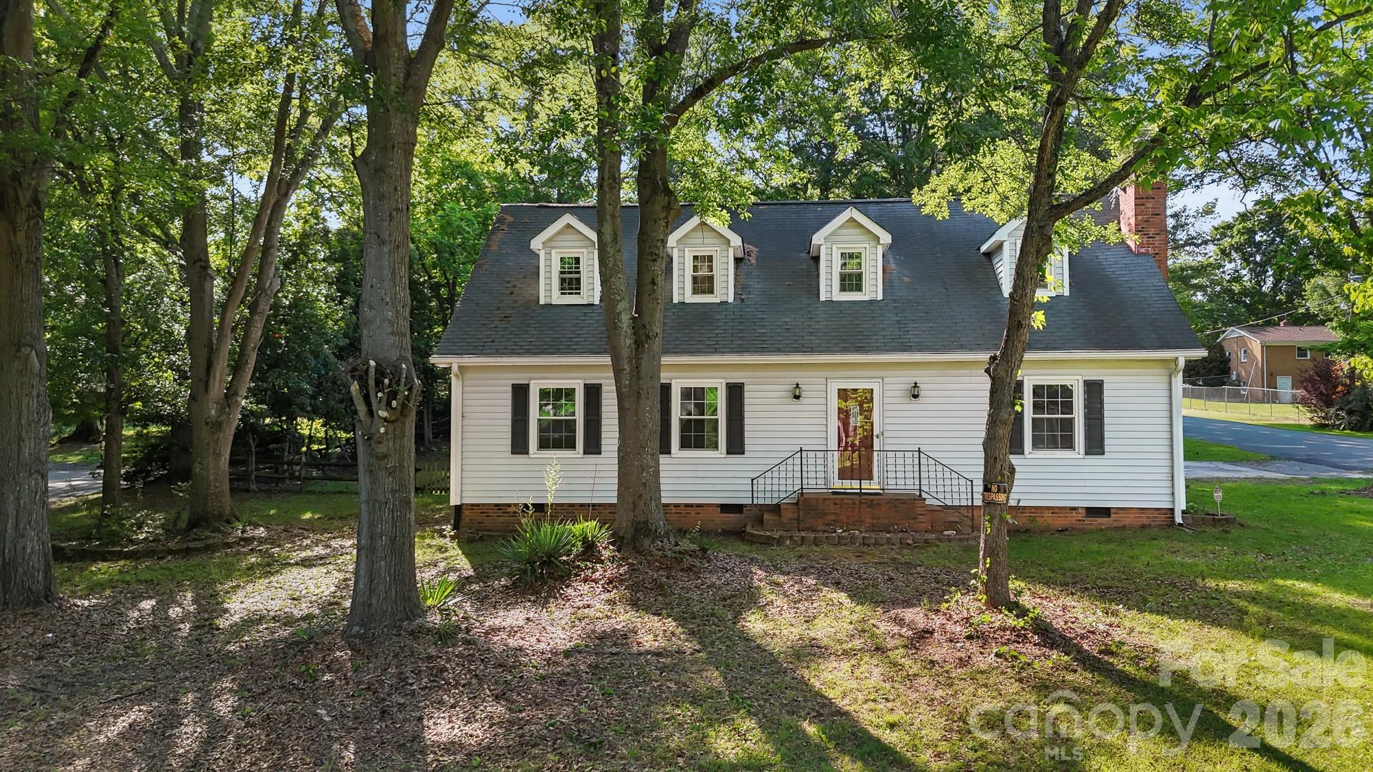 1107 Hardin Drive — Shelby