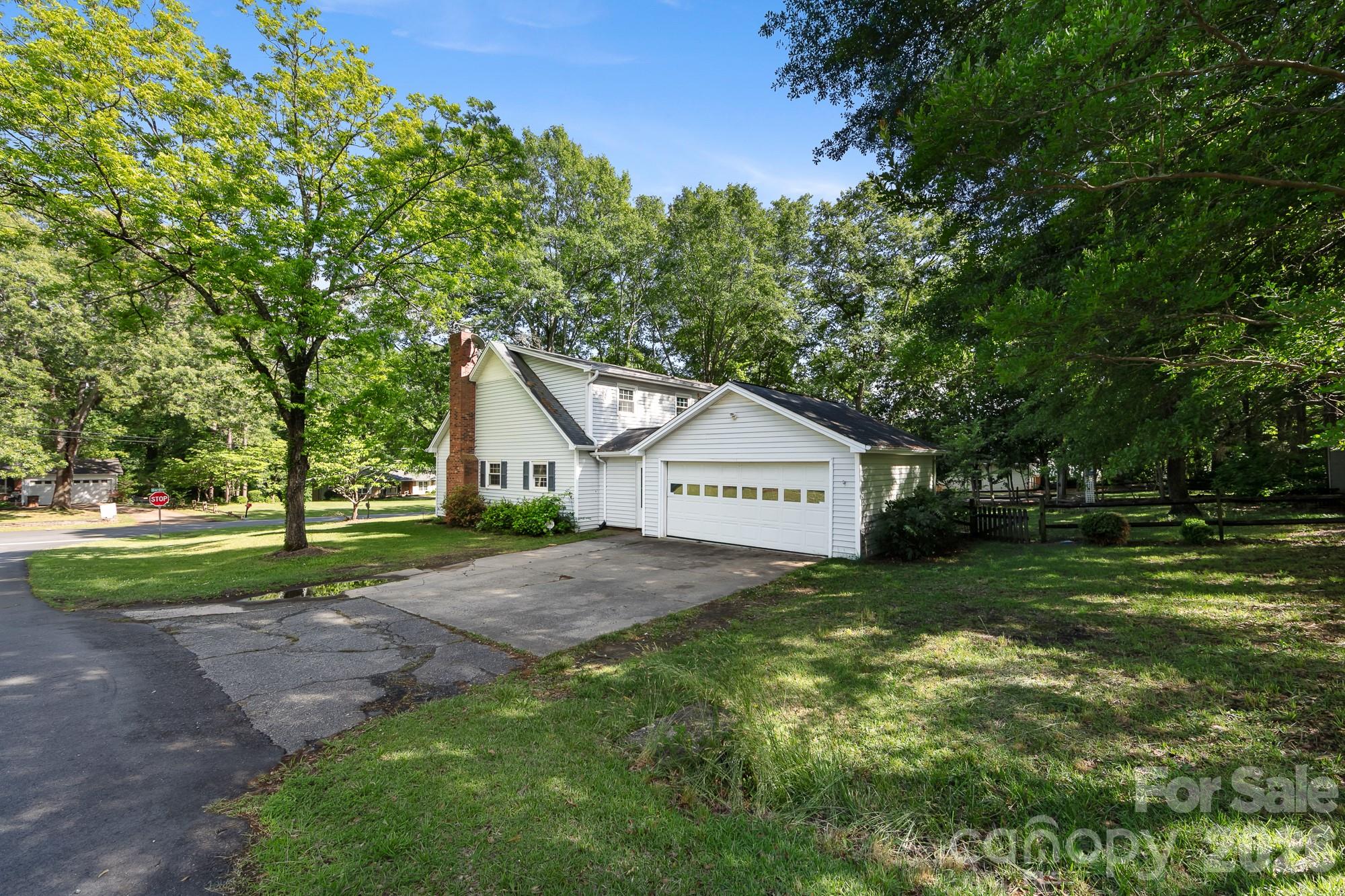 1107 Hardin Drive — Shelby