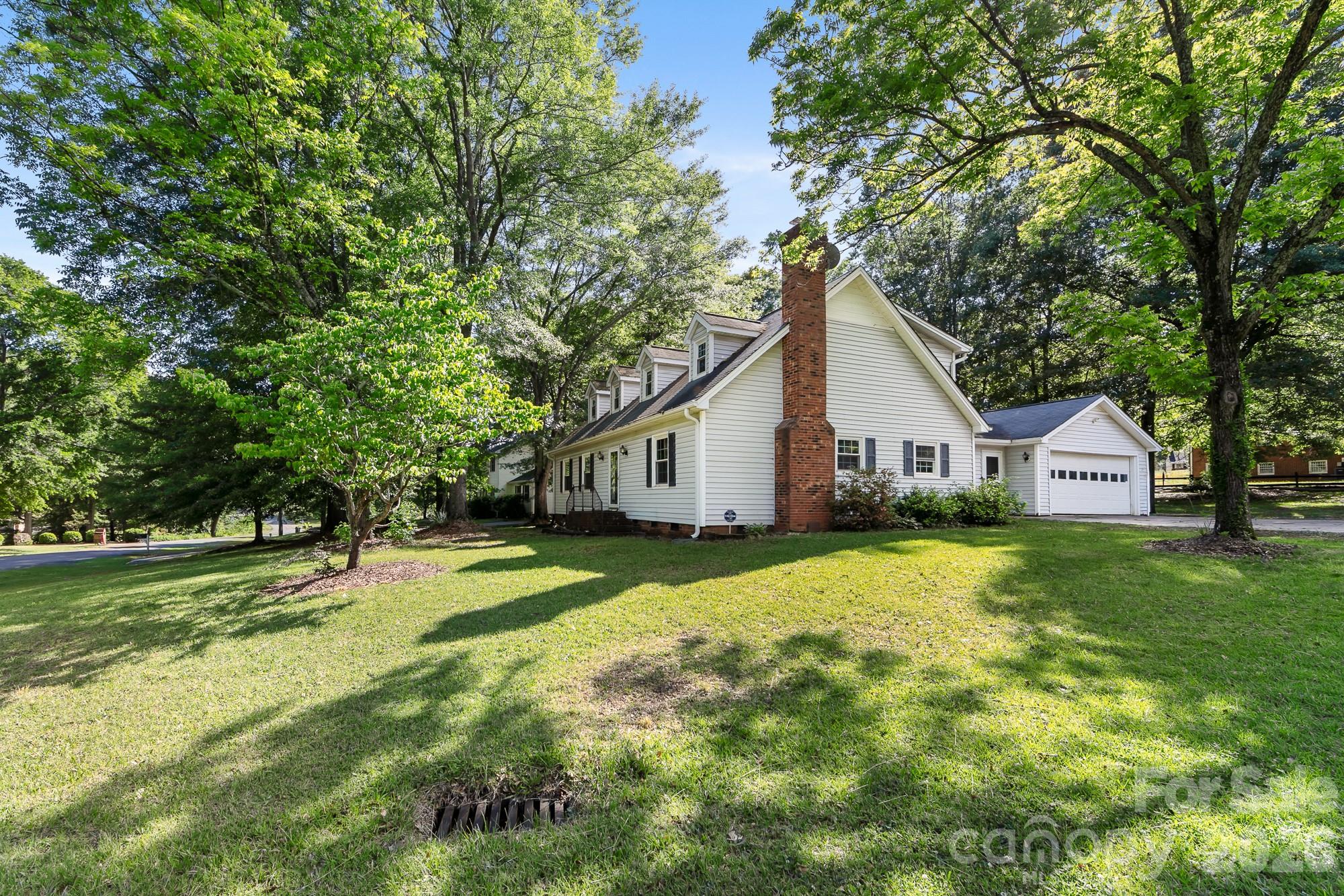 1107 Hardin Drive — Shelby