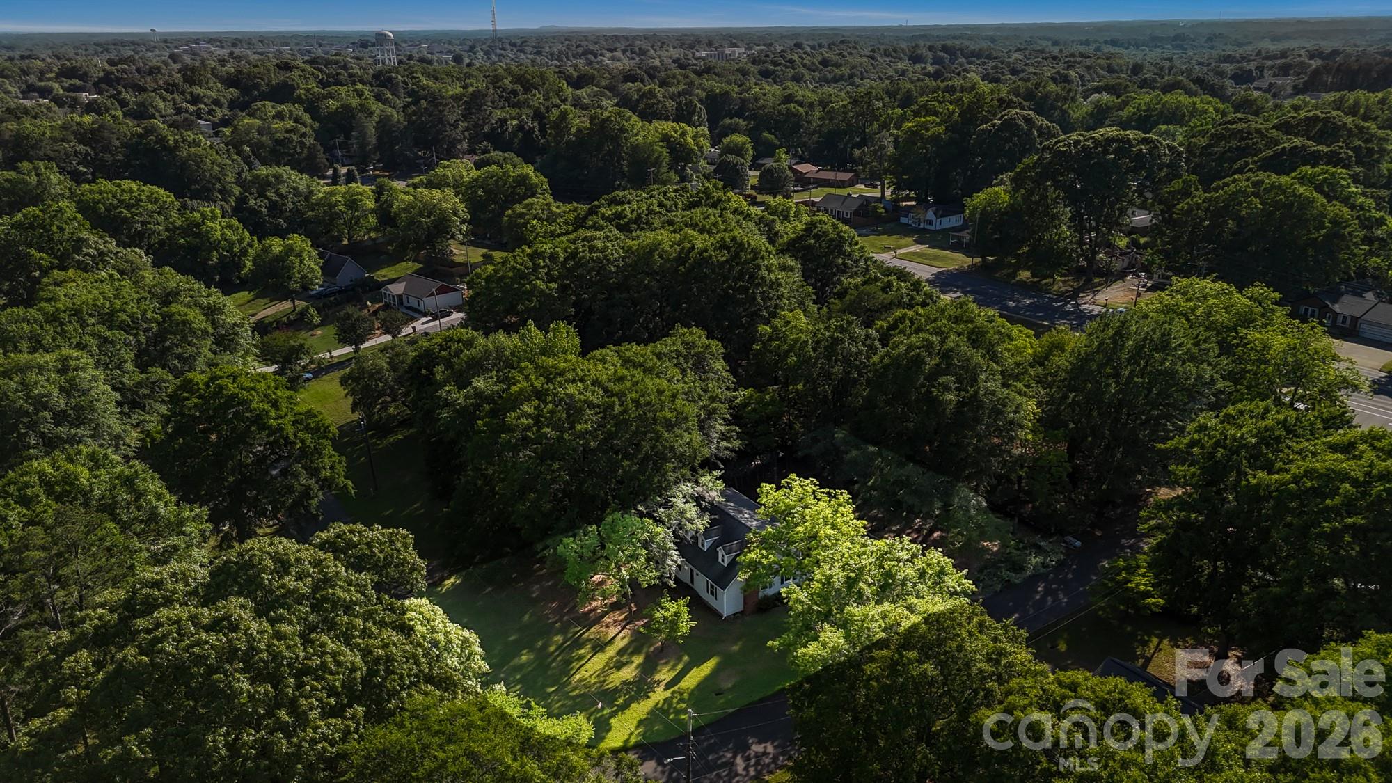 1107 Hardin Drive — Shelby
