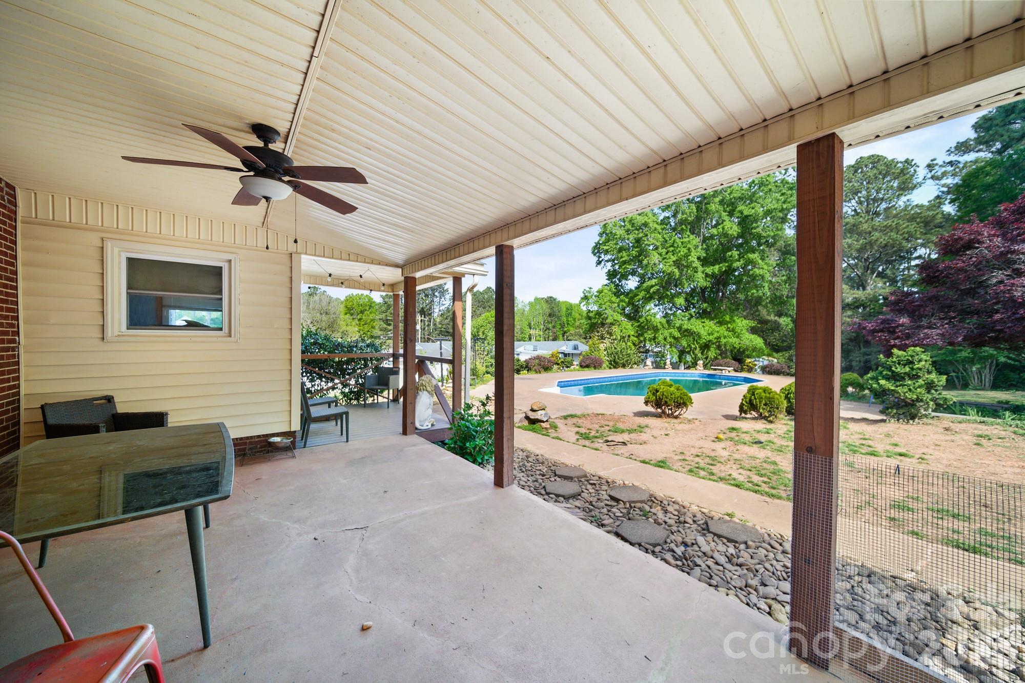 253 Allenton Street — Norwood